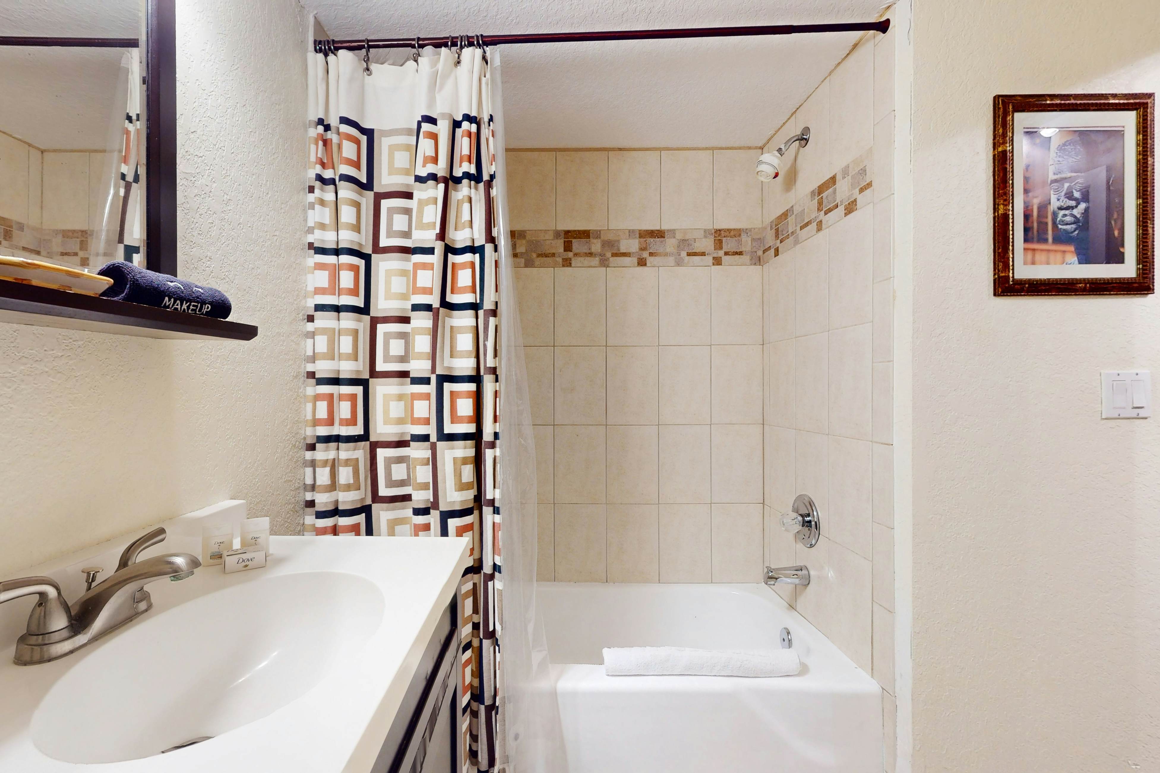 2,657-sq-ft upscale canal home with pool, dock & stunning main suite - dog-friendly