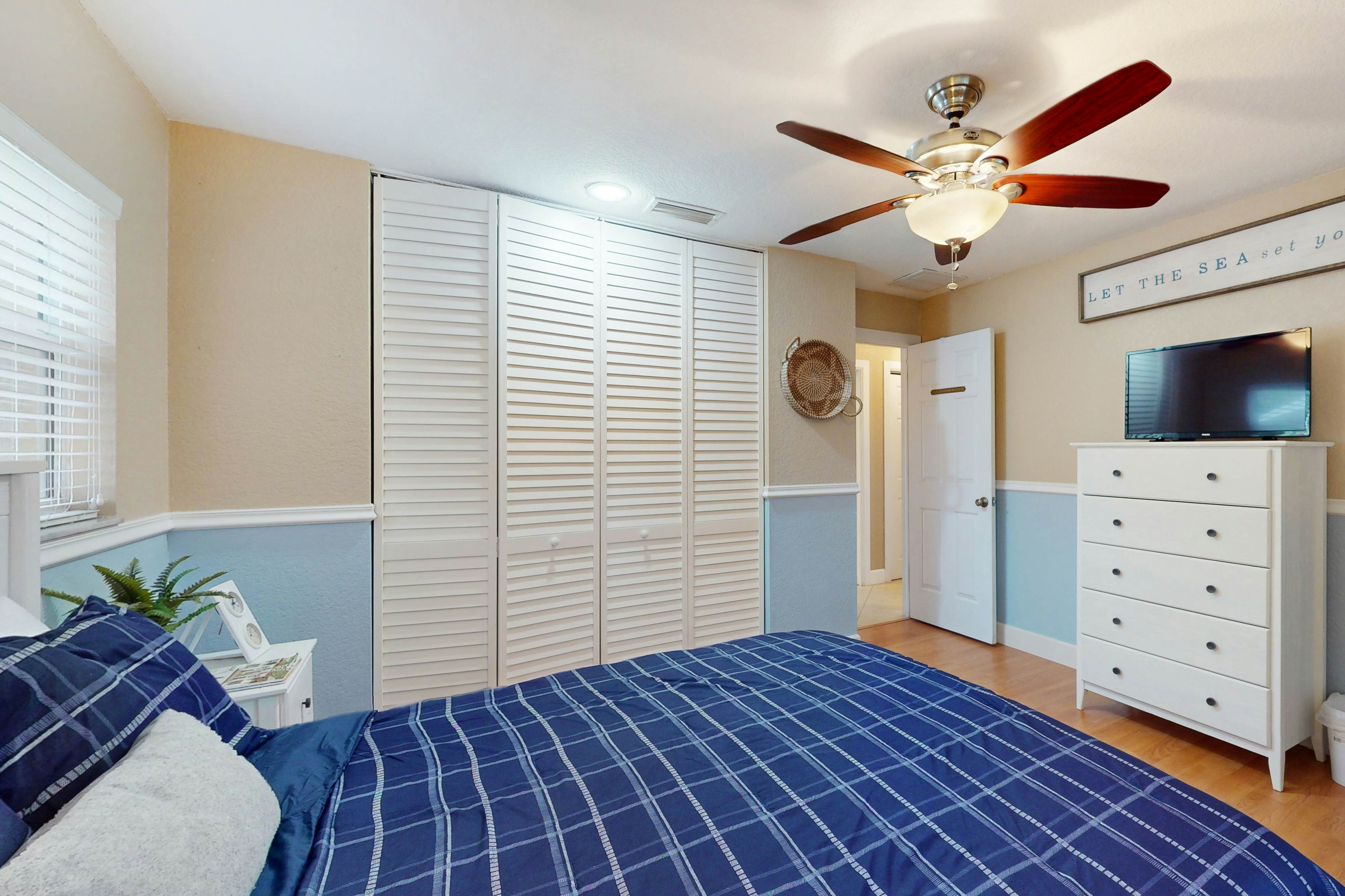 2,657-sq-ft upscale canal home with pool, dock & stunning main suite - dog-friendly