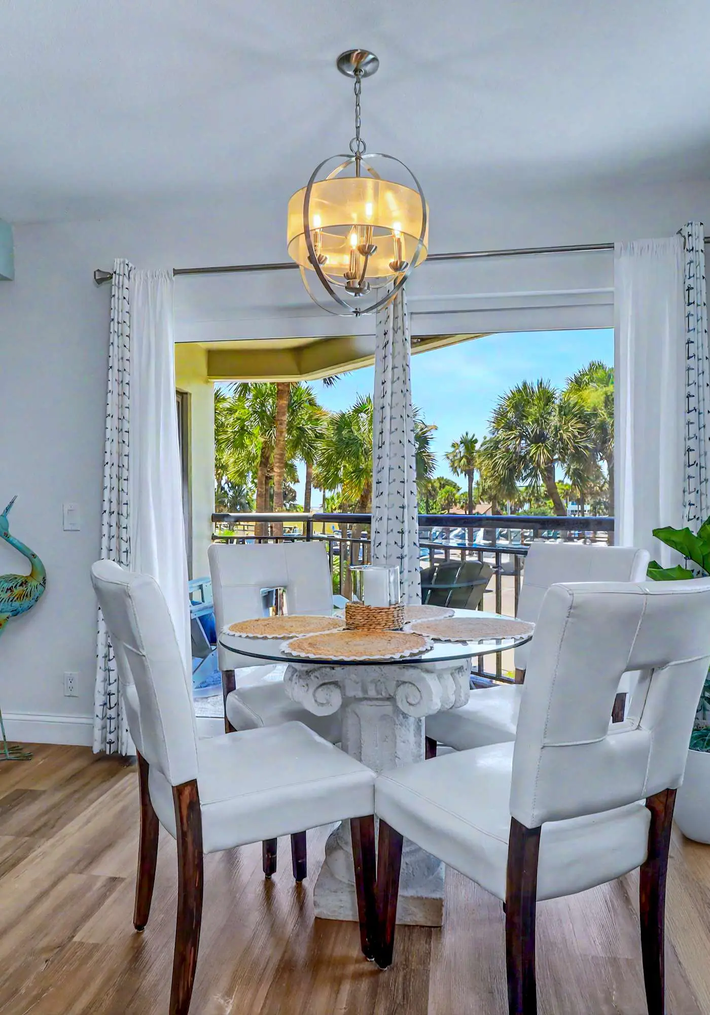 Contemporary gem on the Gulf Coast with balcony and WD walk to beach and shops