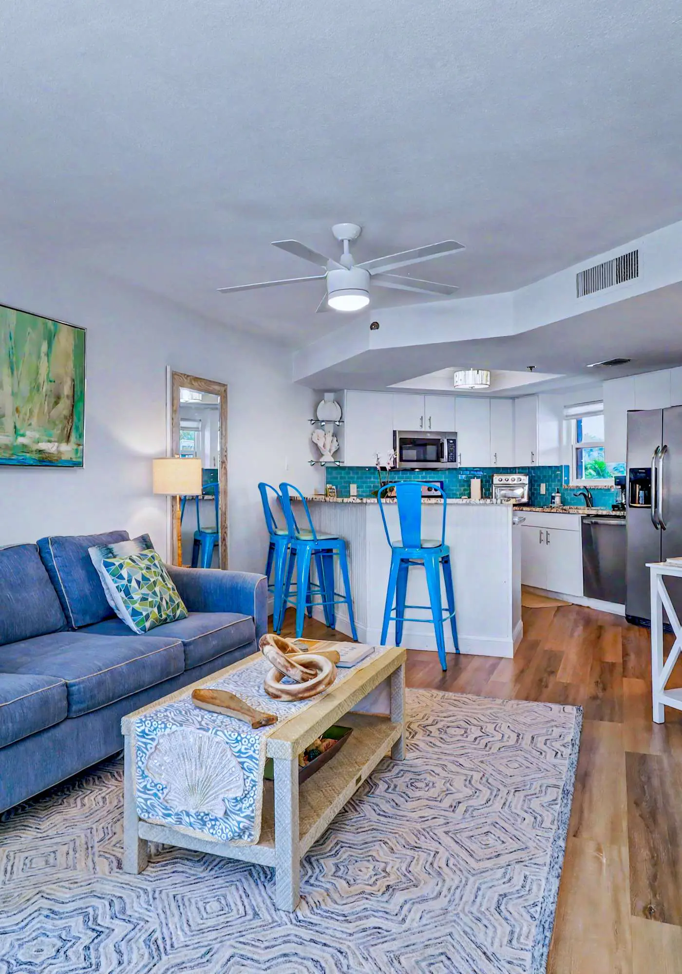 Contemporary gem on the Gulf Coast with balcony and WD walk to beach and shops