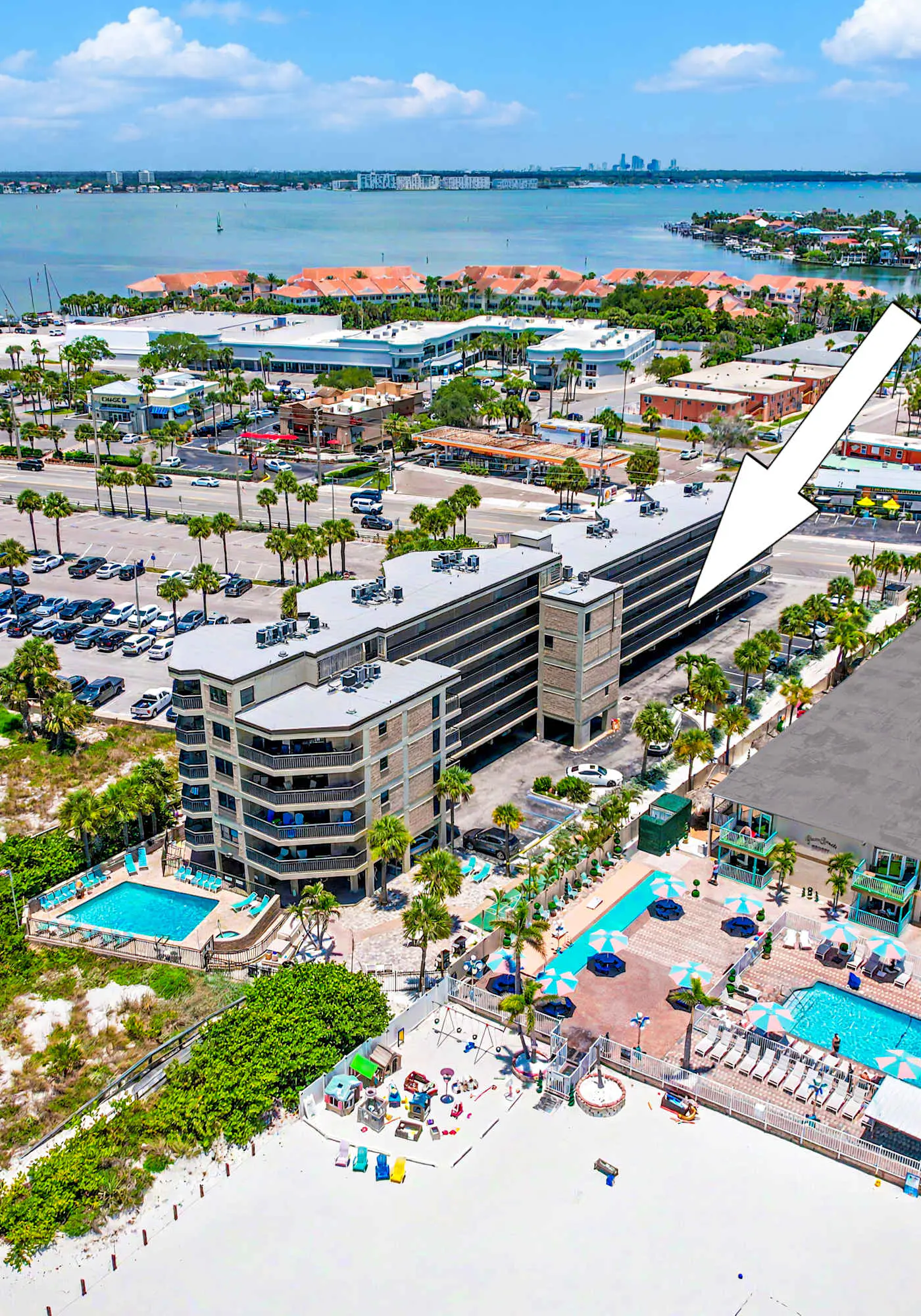 Contemporary gem on the Gulf Coast with balcony and WD walk to beach and shops