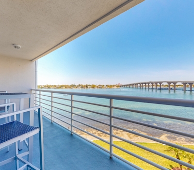 Bayfront condo near St Pete Beach with pool and hot tub central AC and WD