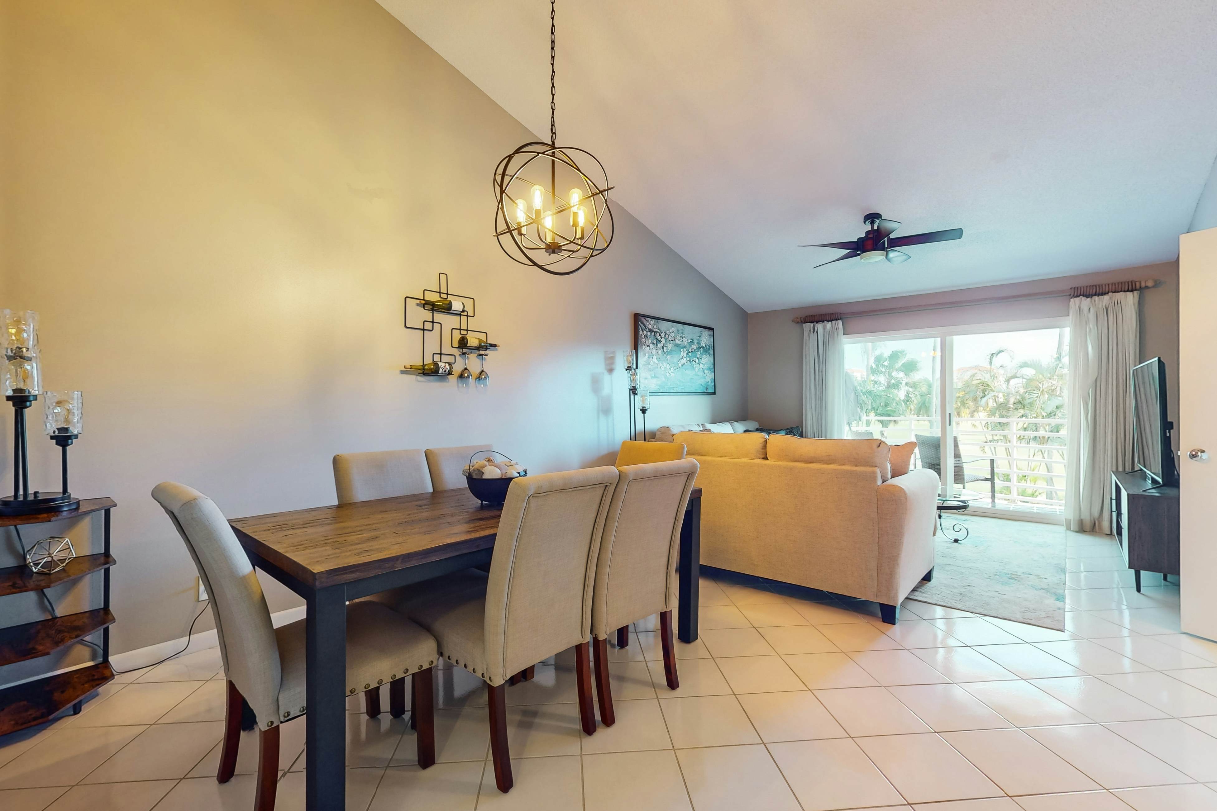 Golf Course View front condo with pool and private beach access snowbird friendly