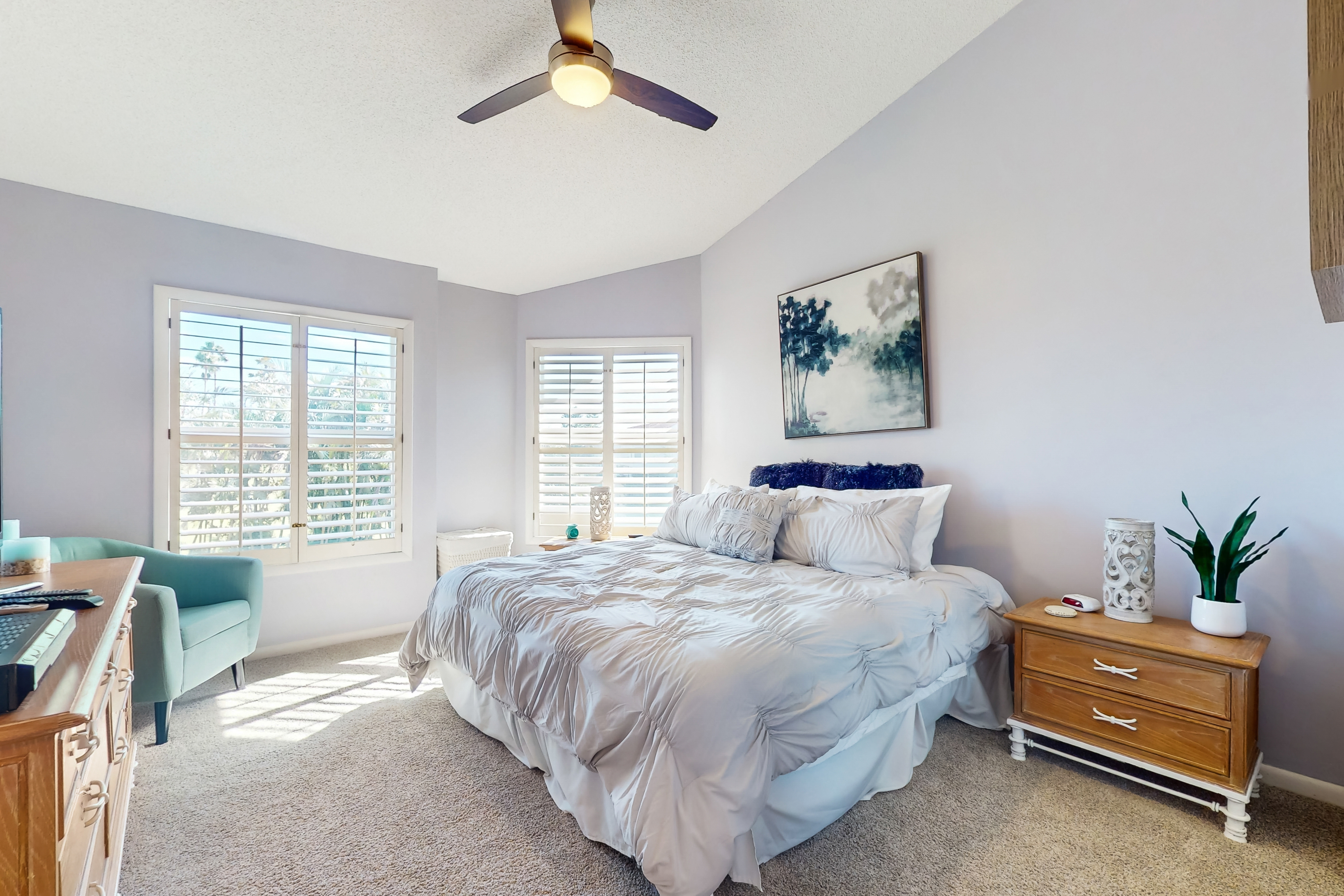 Golf Course View front condo with pool and private beach access snowbird friendly