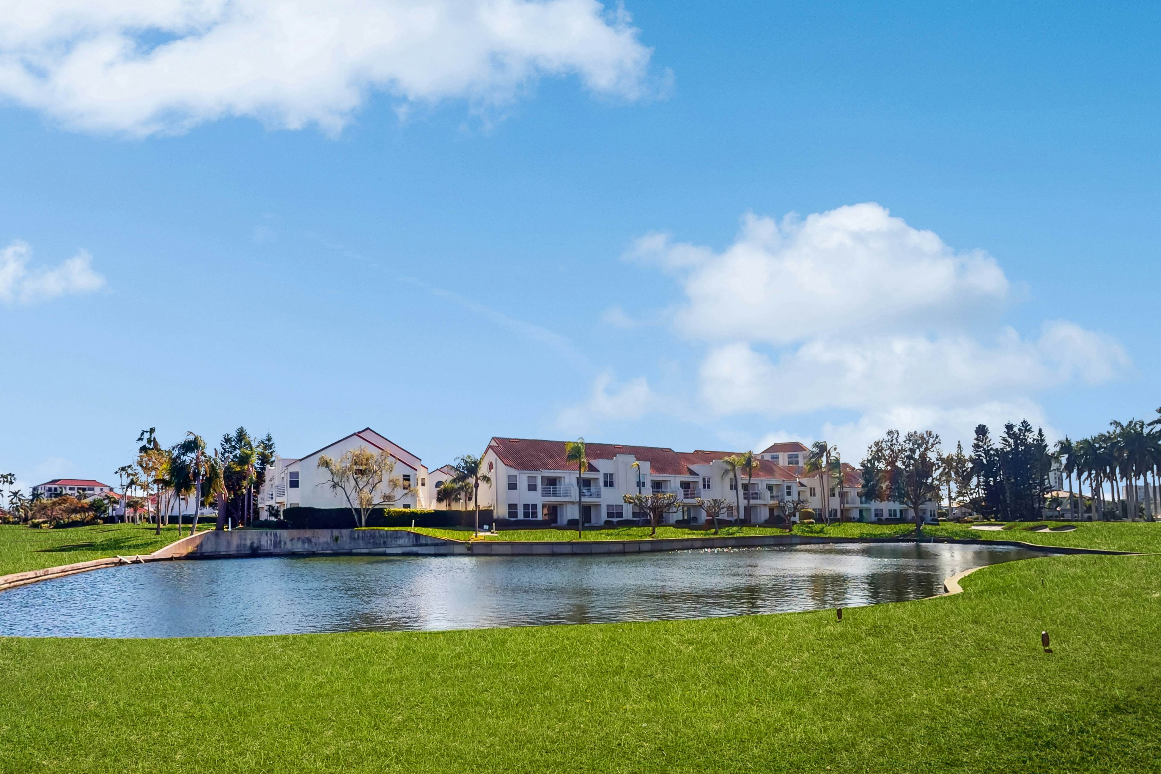 Golf Course View front condo with pool and private beach access snowbird friendly