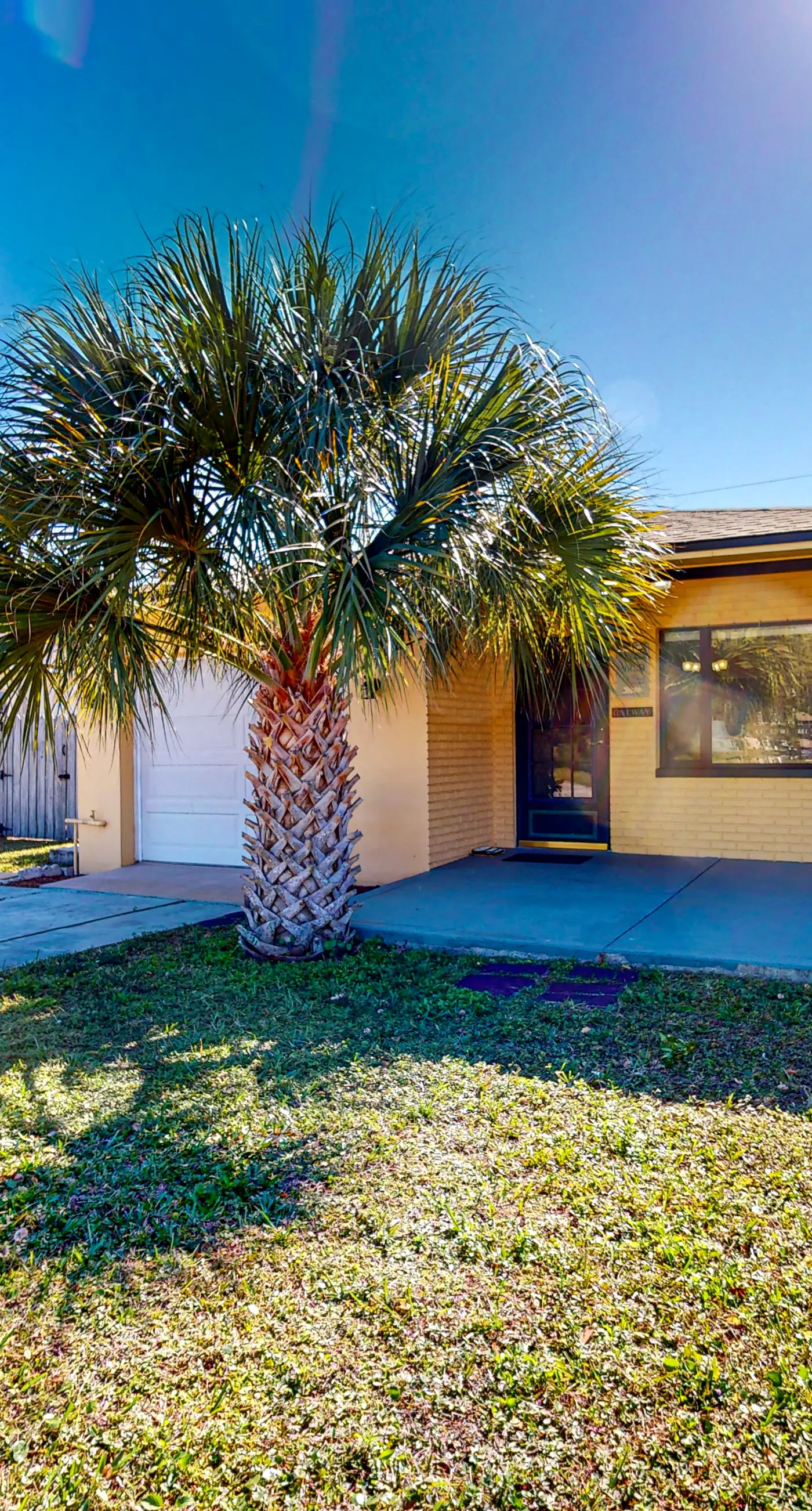 Single story home near beach with heated private pool enclosed yard Dogs ok