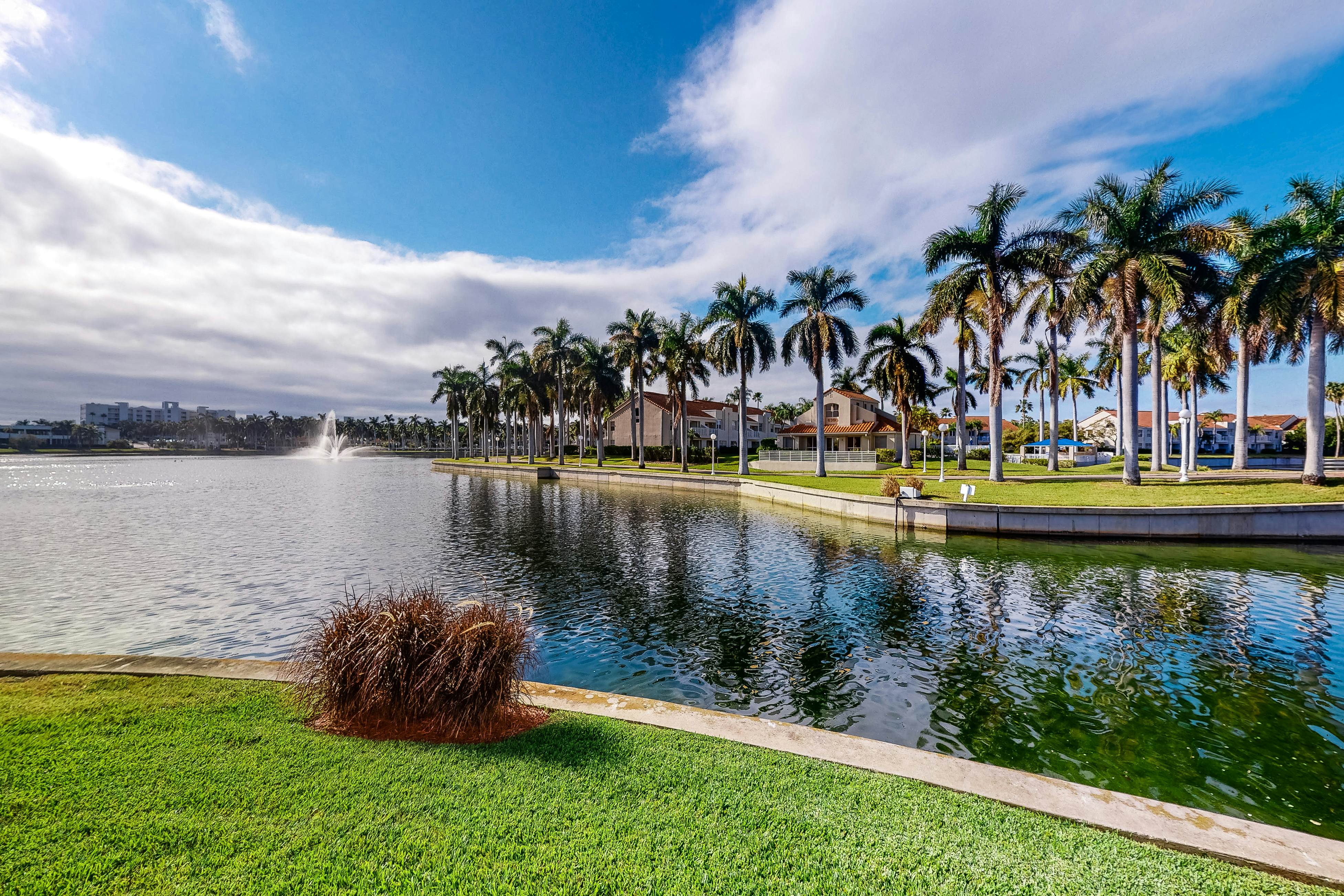 Lakefront resort condo with furnished deck, heated pool, pool spa, & tennis