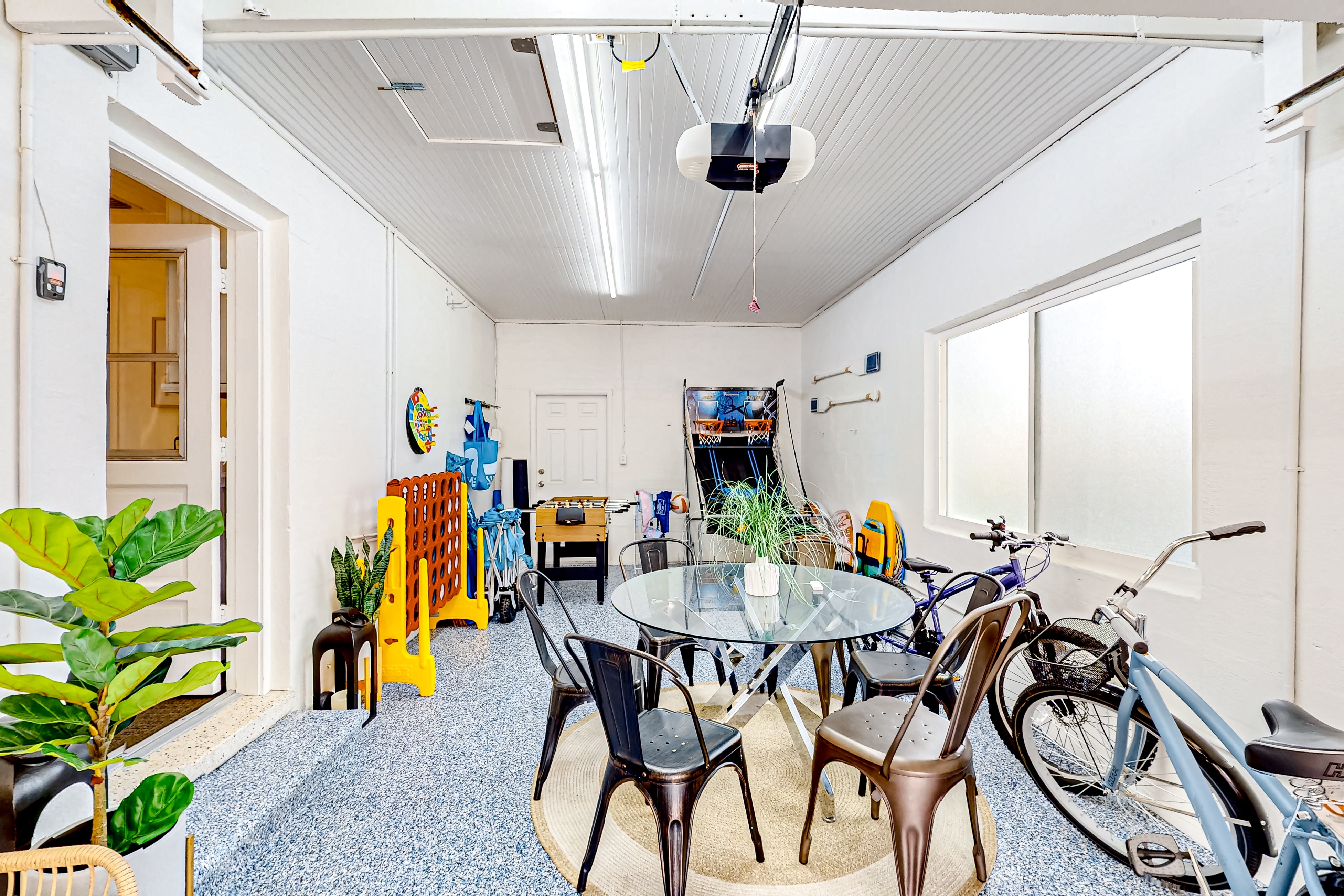 Luxury island home with game room bikes and quick beach access dog friendly