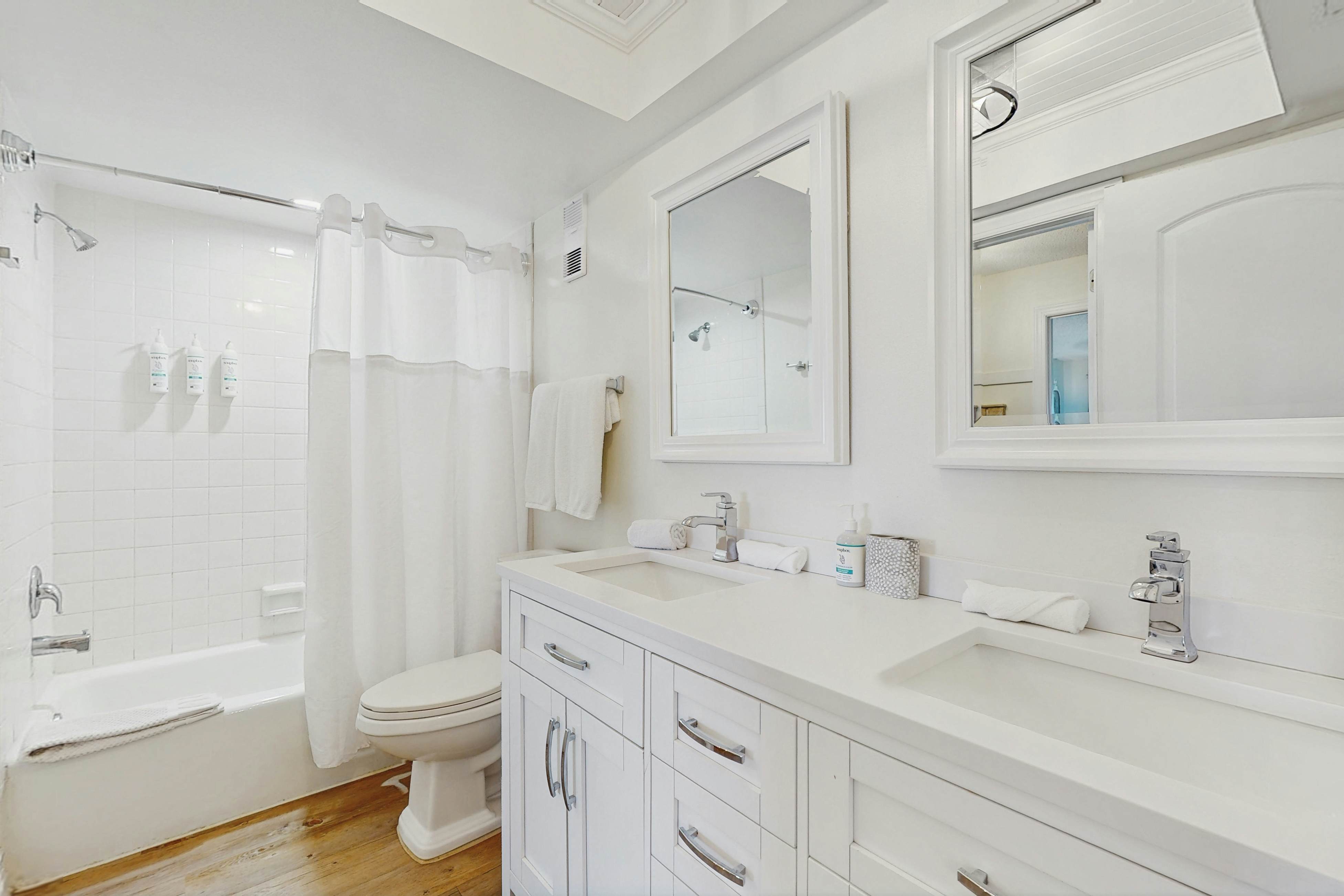 Beachfront oasis with exquisite Gulf views - resort beachfront pool & tennis