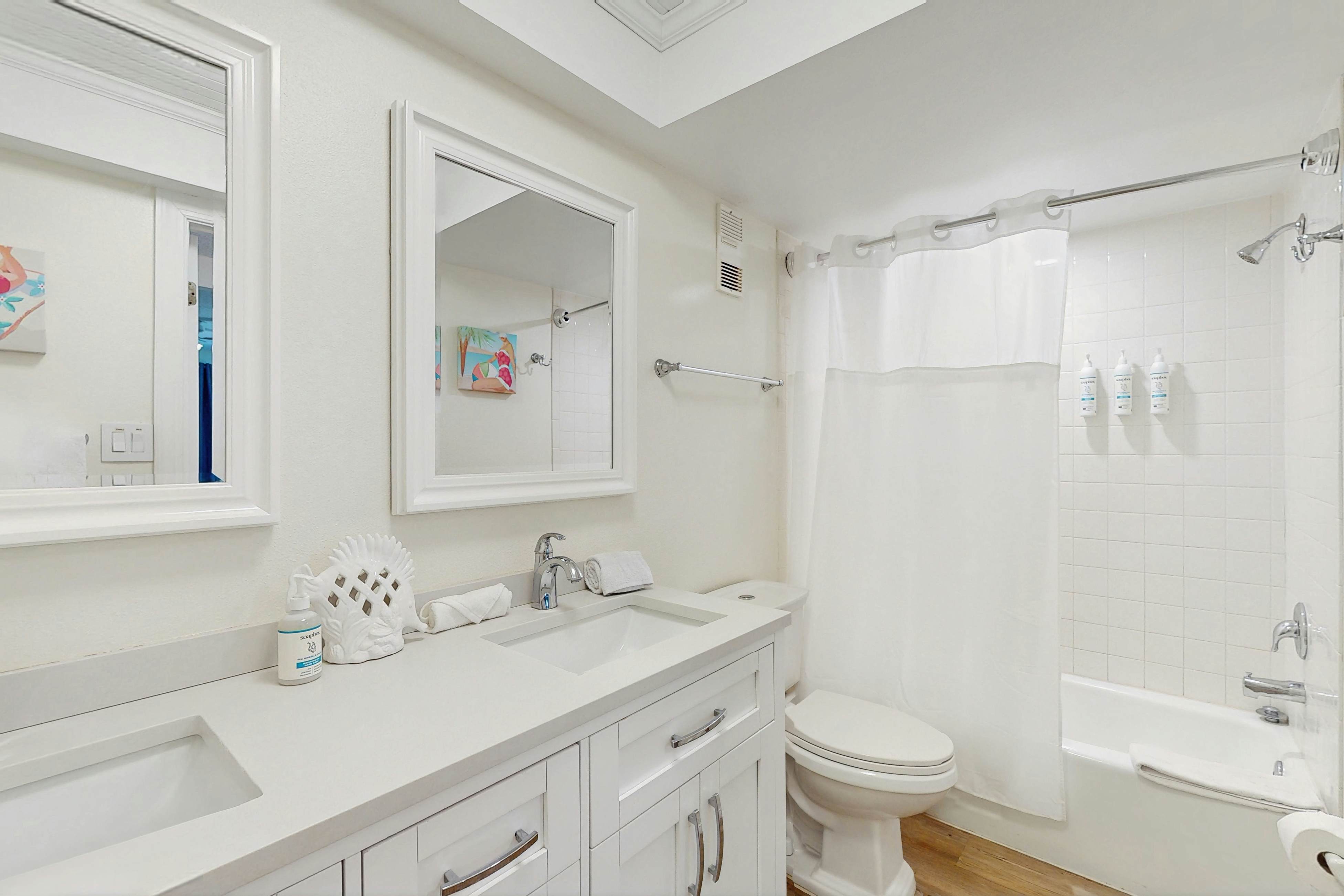 Beachfront oasis with exquisite Gulf views - resort beachfront pool & tennis