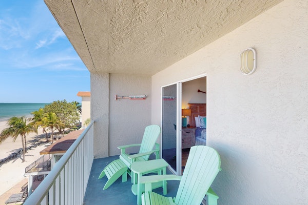 Beachfront oasis with exquisite Gulf views resort shared beachfront heated pool and tennis