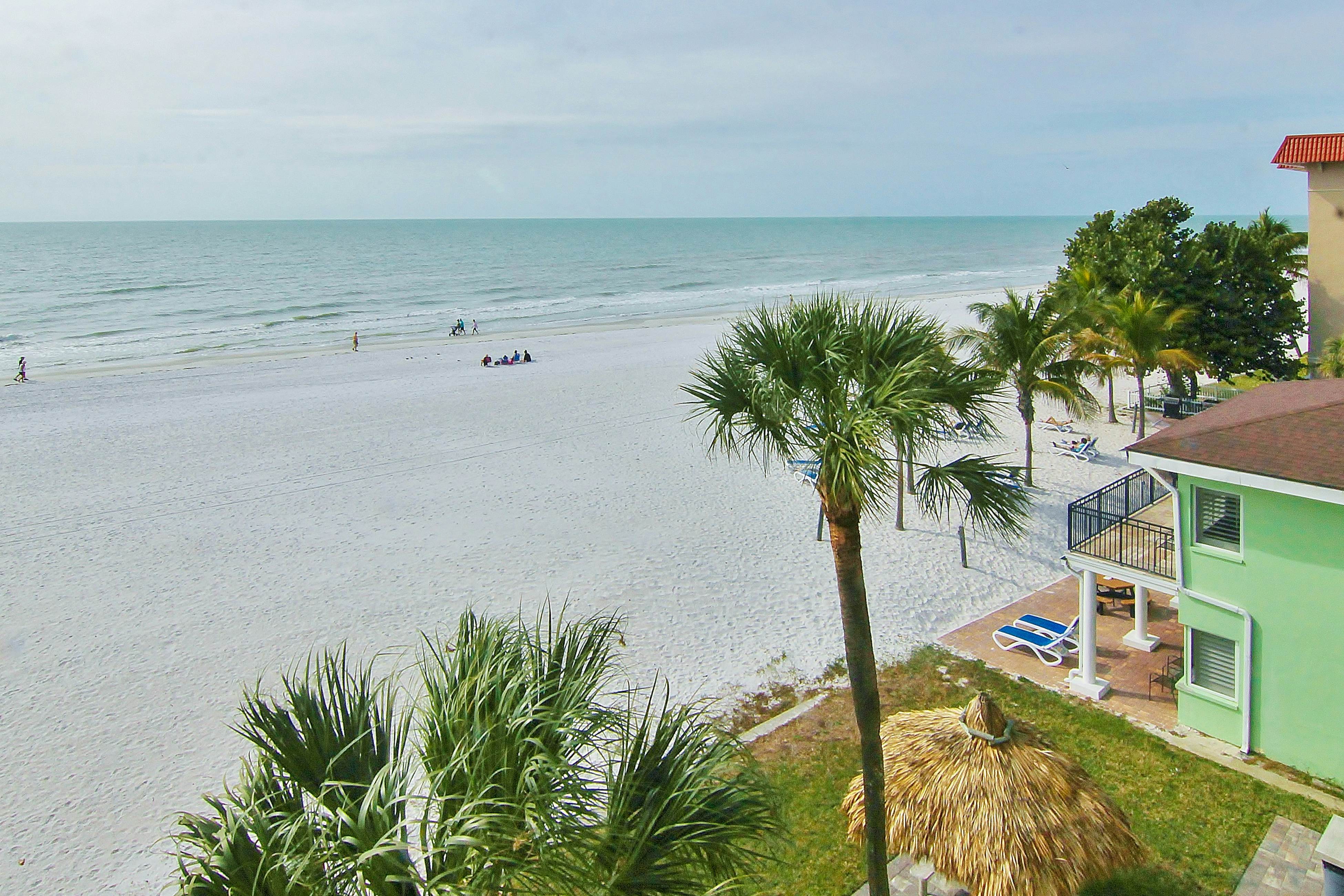 Beachfront oasis with exquisite Gulf views - resort beachfront pool & tennis