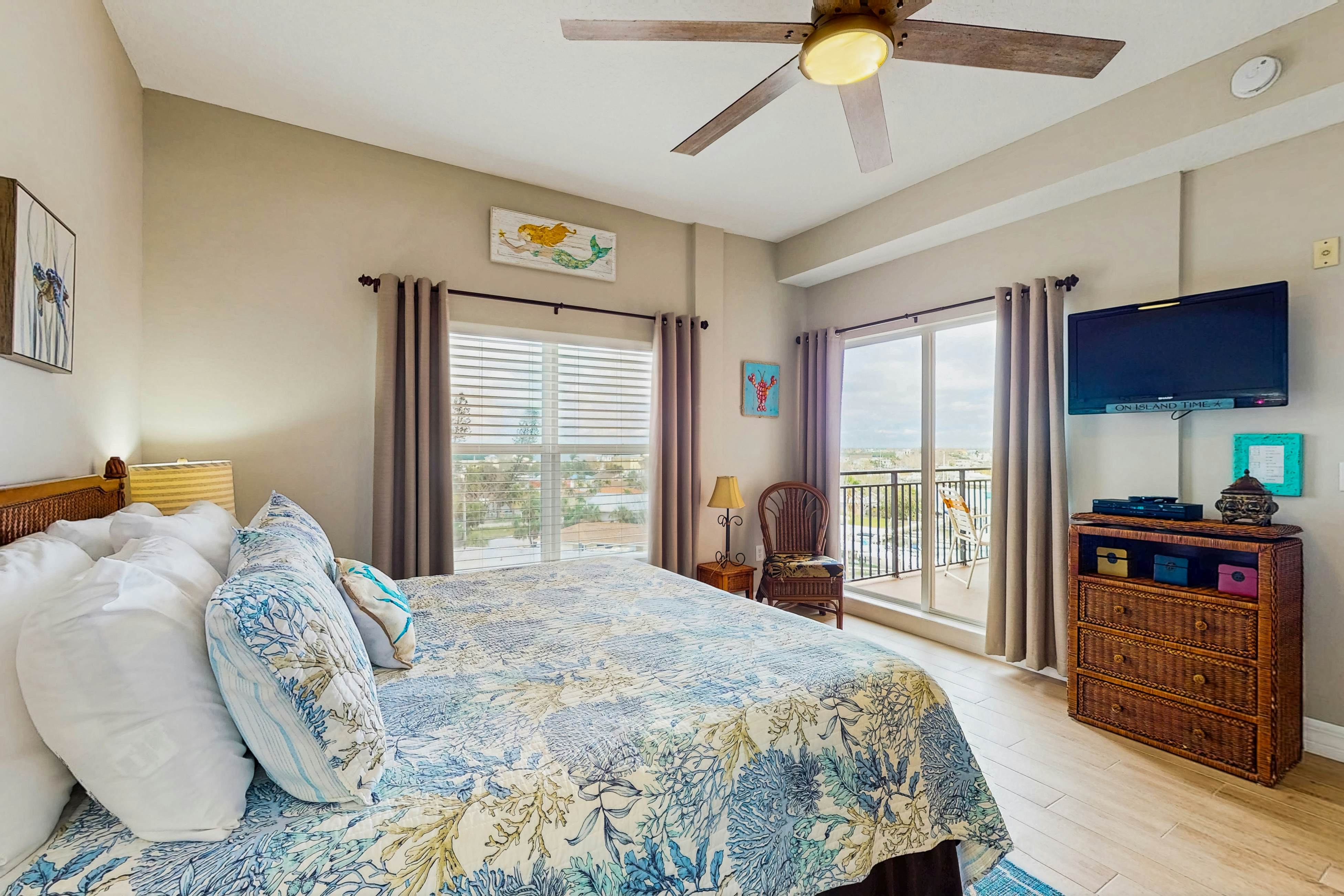 Intracoastal-view condo with pool, hot tub & marina access - walk to beach