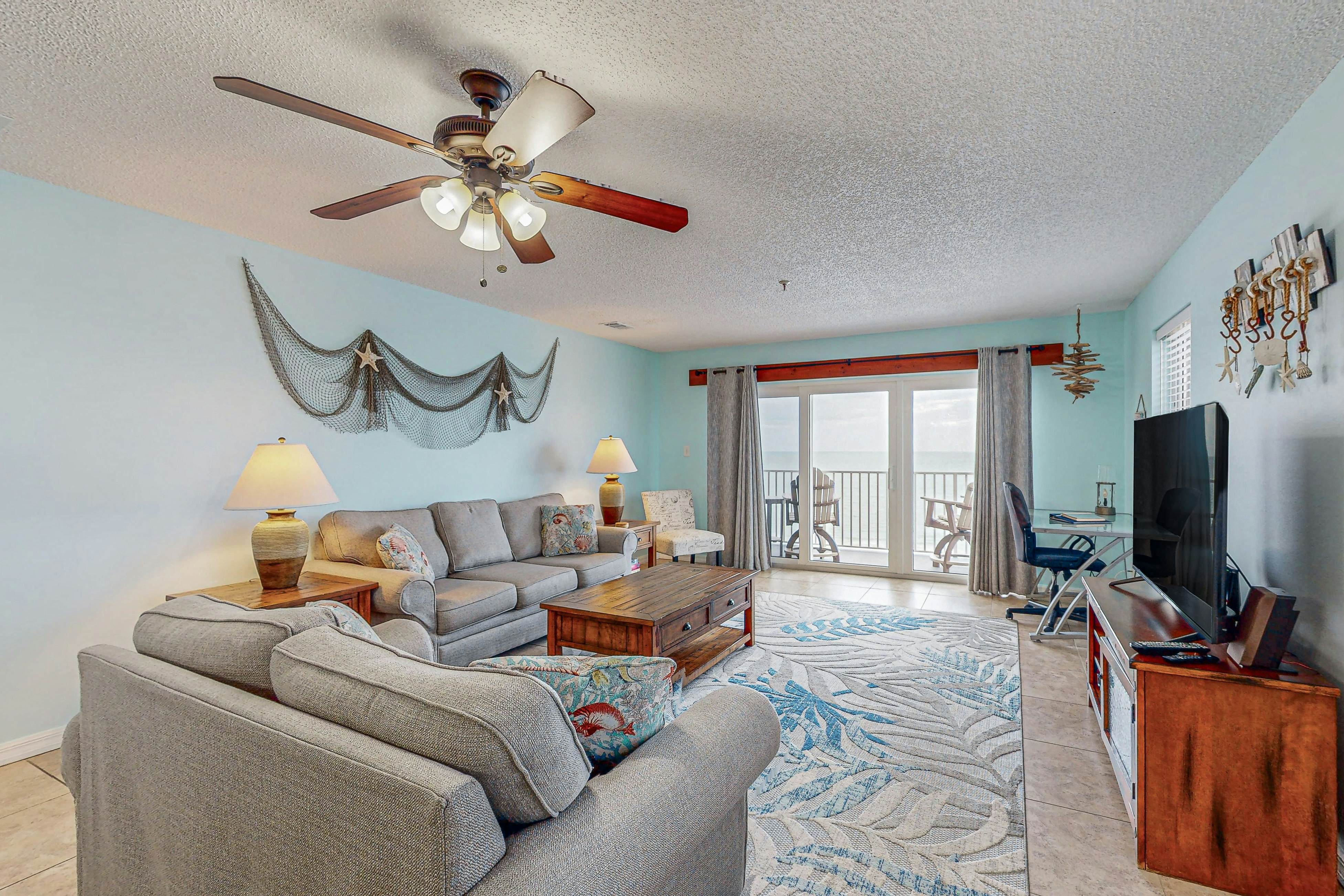Upscale, beachfront condo with dual balconies, Gulf view, pool, hot tub & bocce