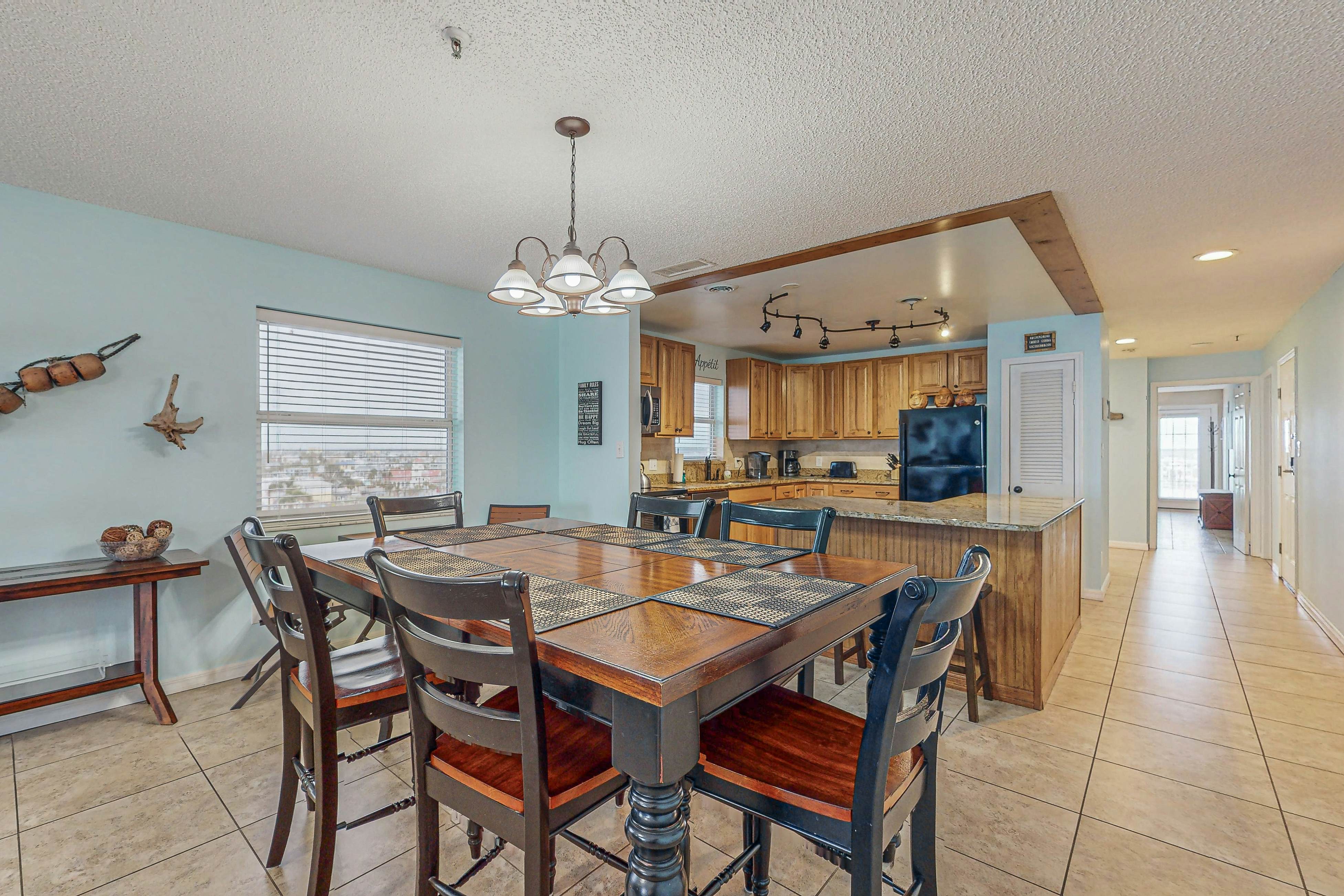 Upscale, beachfront condo with dual balconies, Gulf view, pool, hot tub & bocce