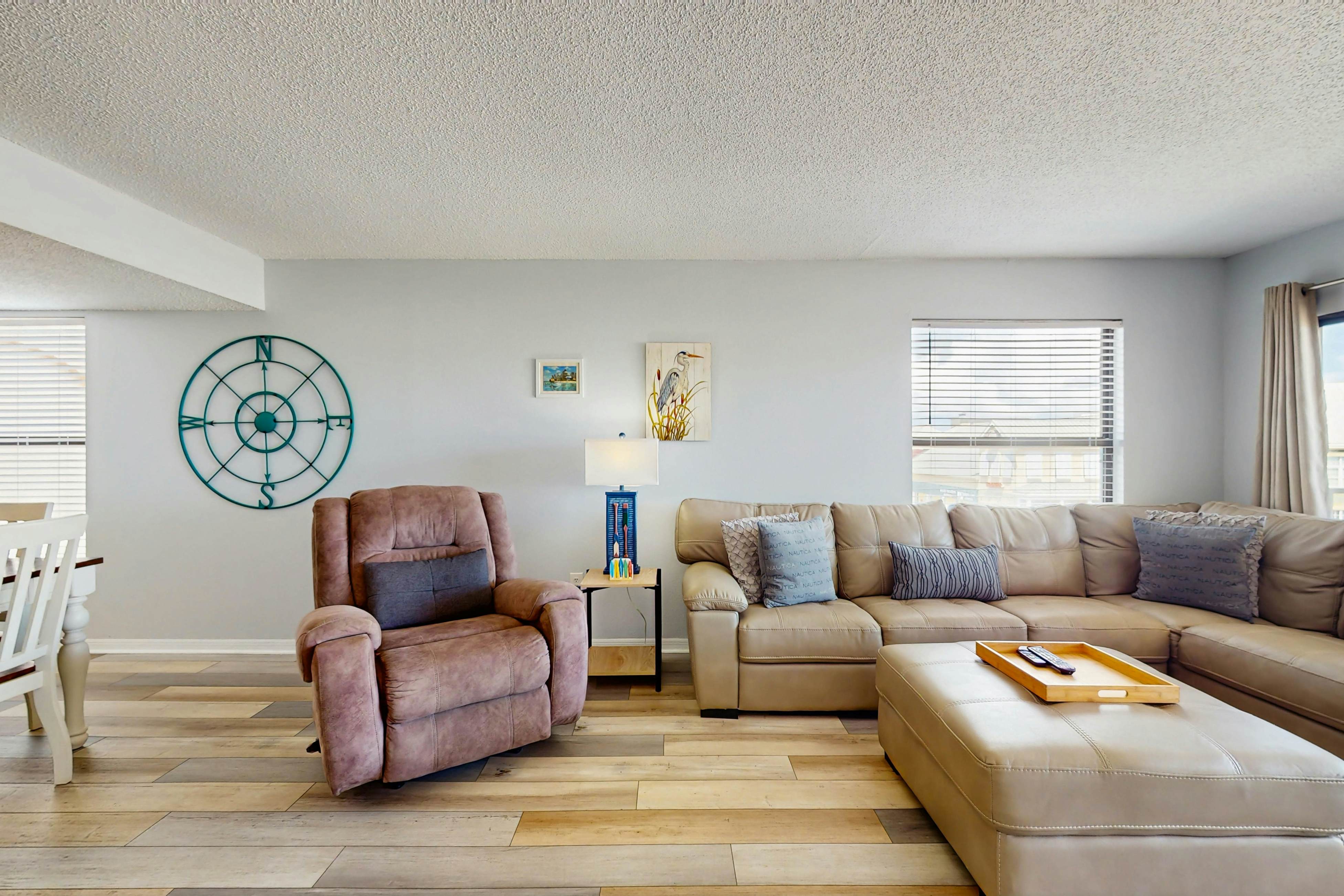 Newly renovated condo w/private balcony, gas grill, & on-site heated pool, AC