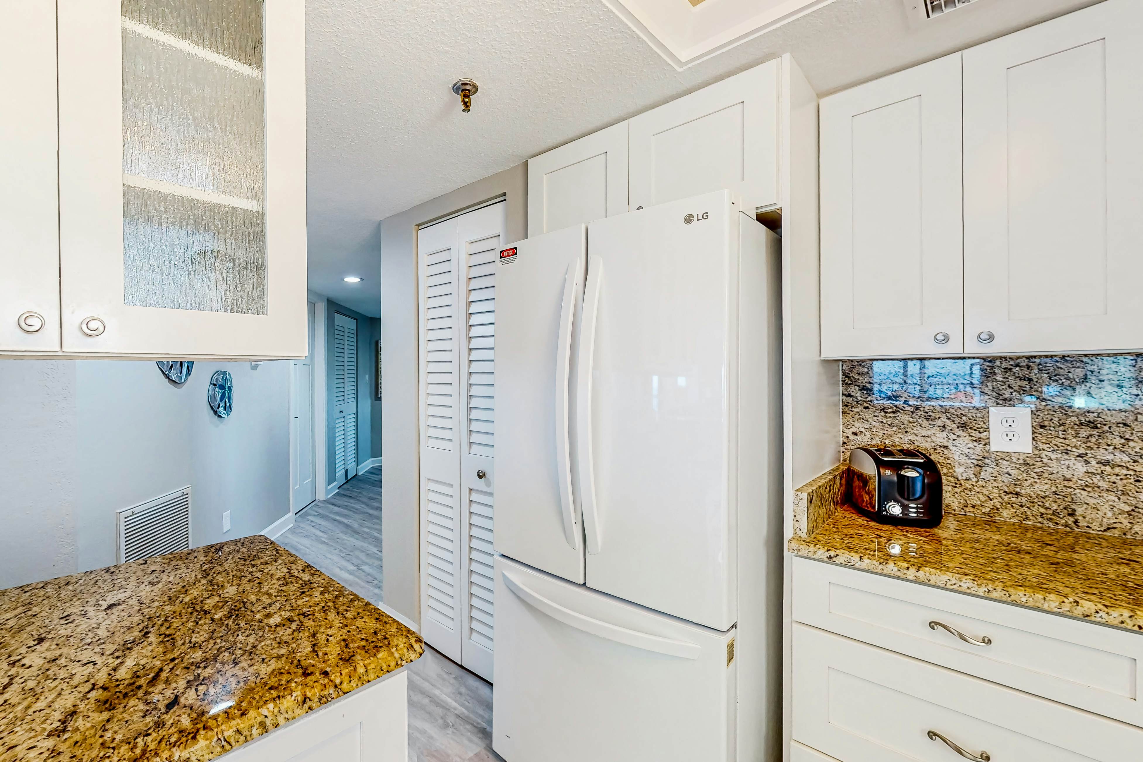 Renovated beachfront condo with pool, amazing Gulf views & washer/dryer