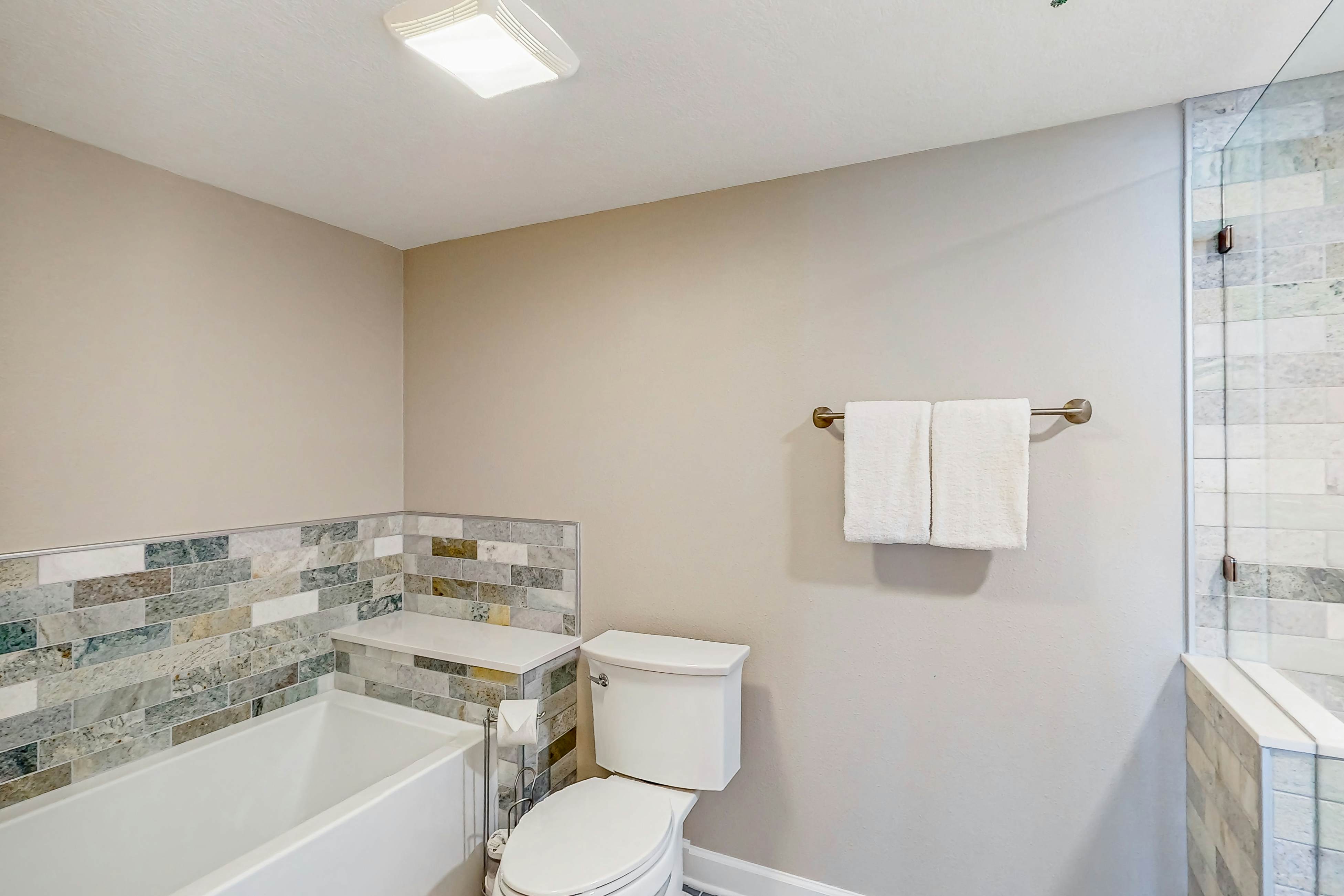 Renovated beachfront condo with pool, amazing Gulf views & washer/dryer