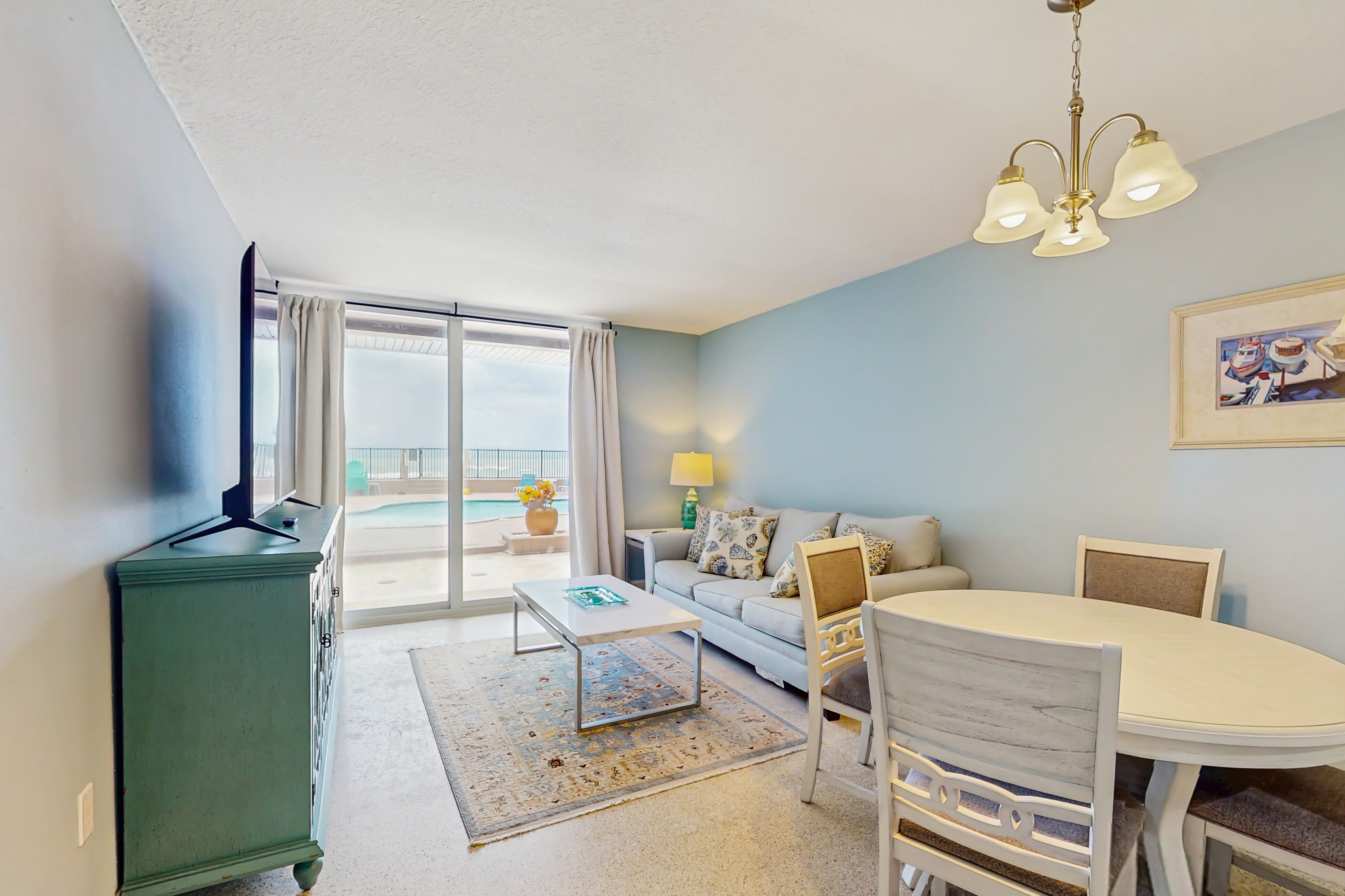 1st floor beachfront condo with outdoor pool dog friendly