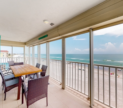 Arena de Madeira Unit 301 Condo in Madeira Beach steps from the sand