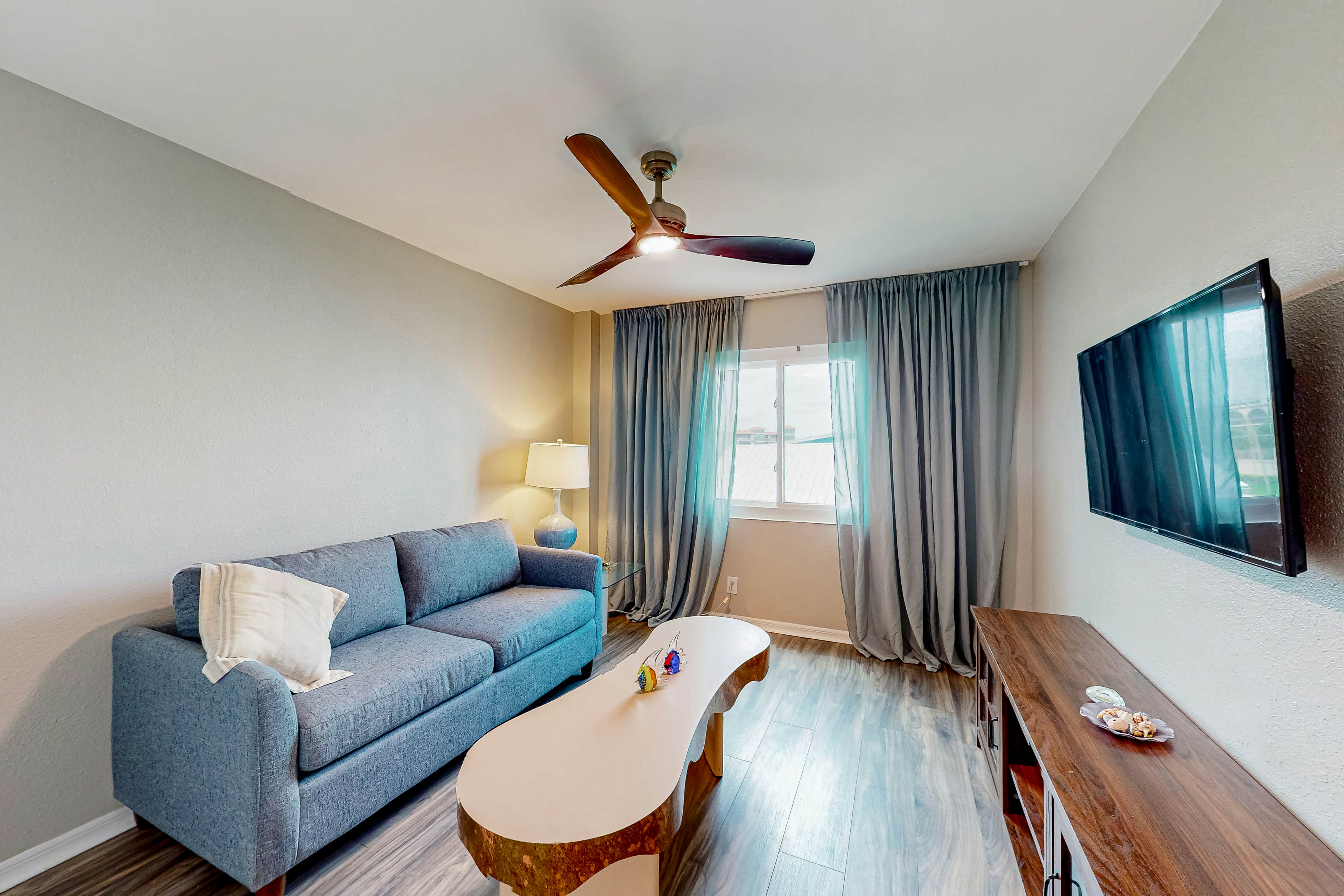 Arena de Madeira, Unit 301 | Condo in Madeira Beach steps from the sand