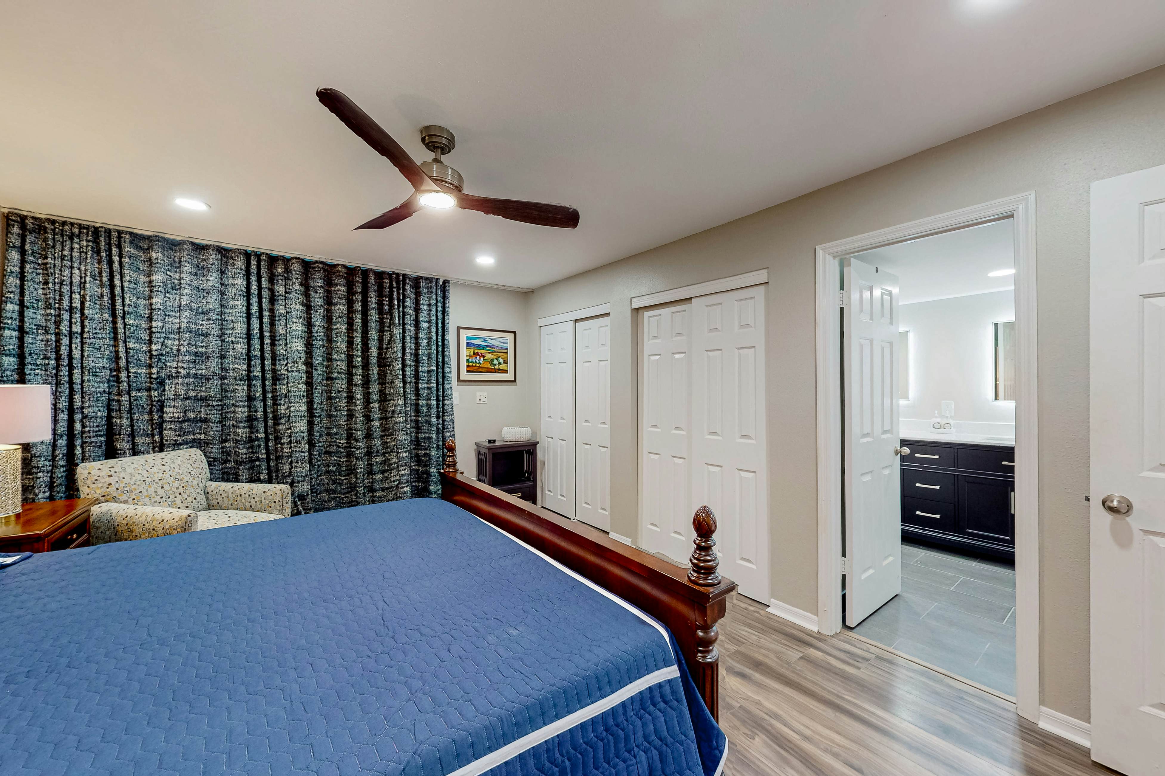 Arena de Madeira, Unit 301 | Condo in Madeira Beach steps from the sand