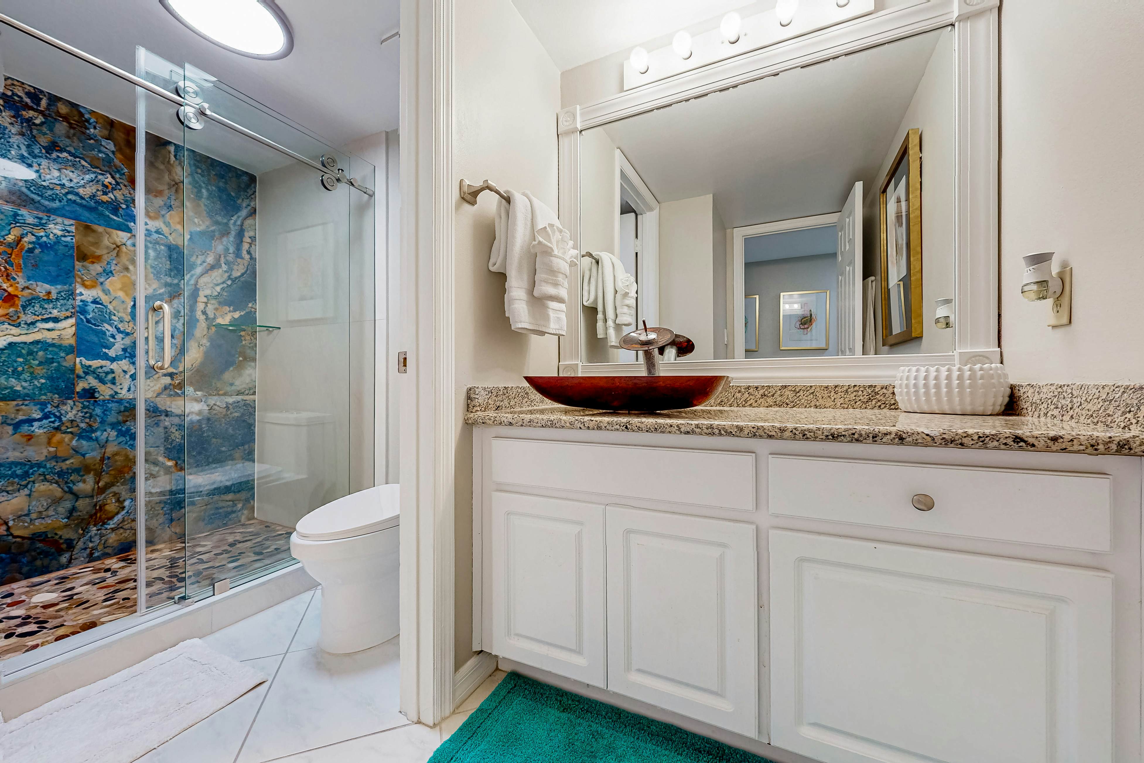 Arena de Madeira, Unit 301 | Condo in Madeira Beach steps from the sand