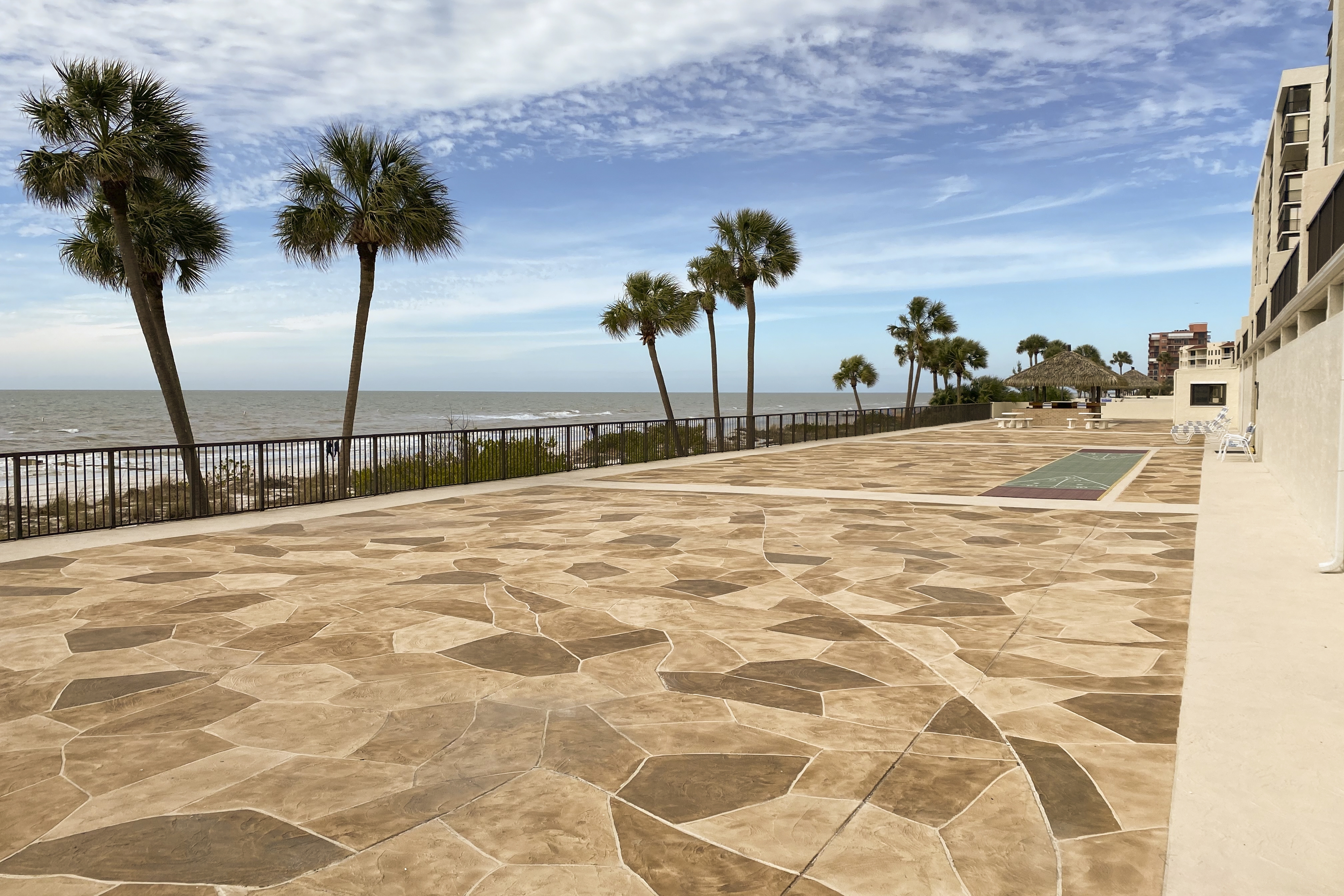 Fun and Bright Beachfront Condo W Shared Pool Pool Spa Gulf View and Free WiFi