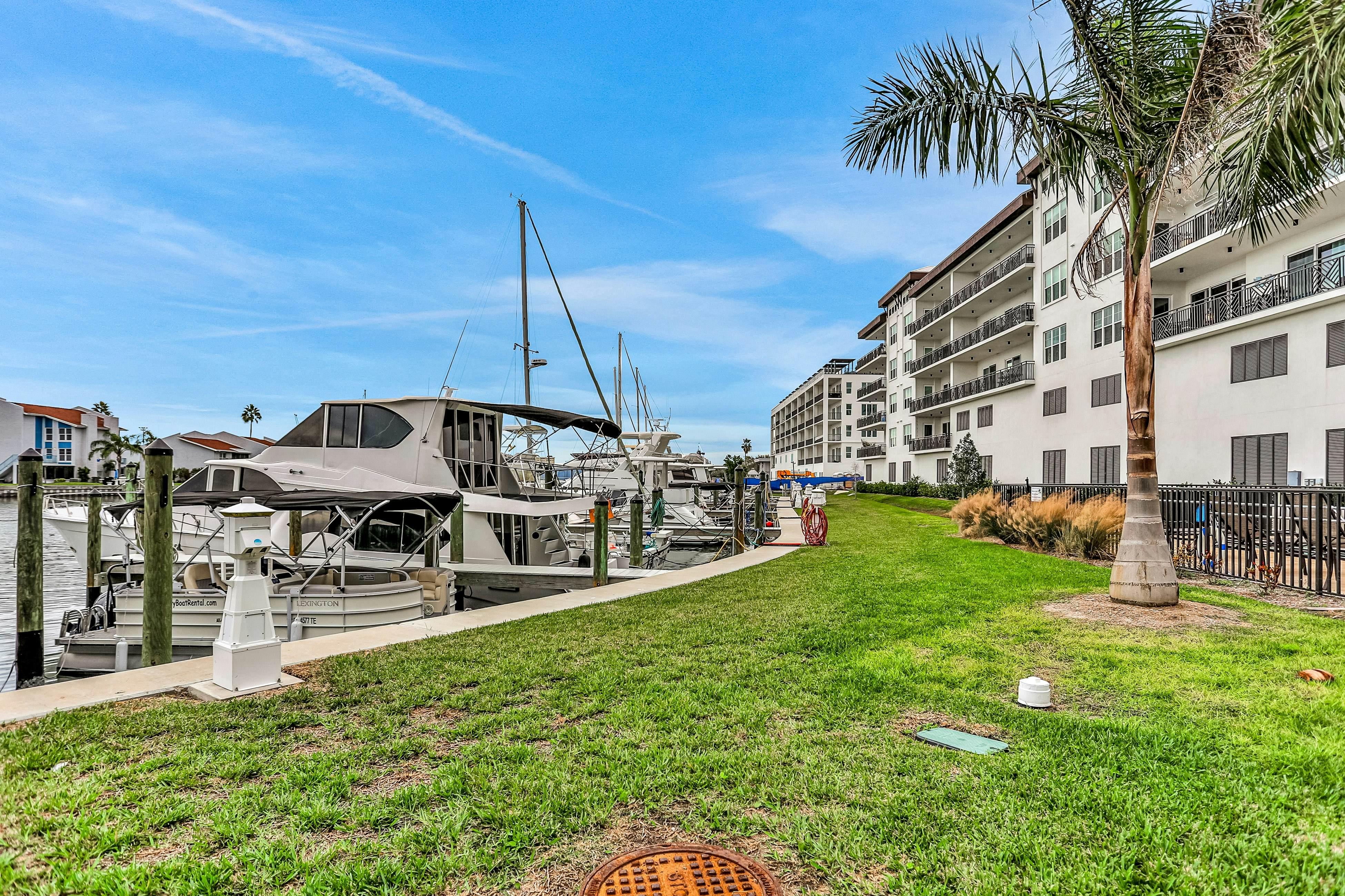 Sunlit & colorful beach condo with pool, hot tub, & balcony - near shore & shops