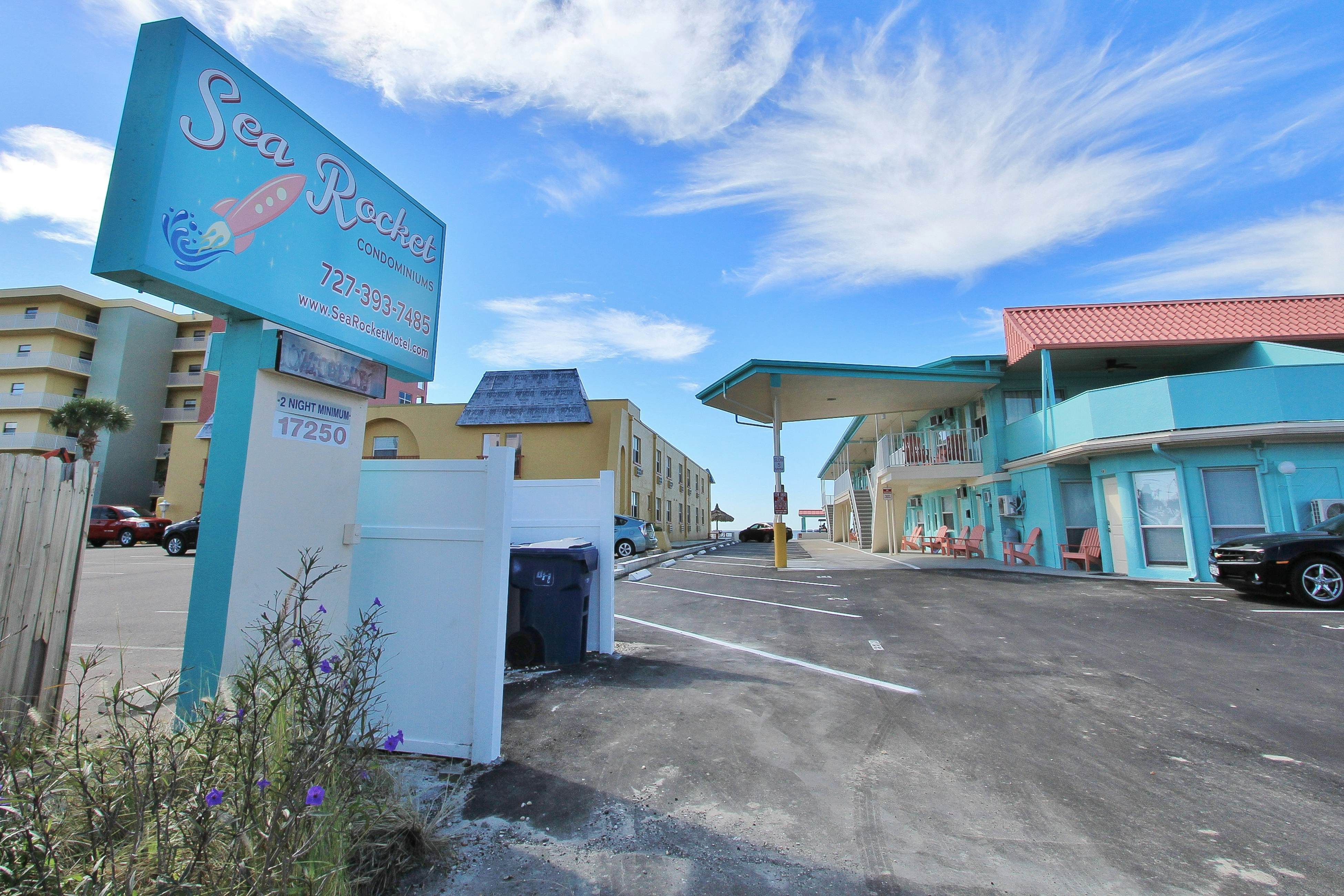Beachfront studio with grilling area & shuffleboard - steps to sand