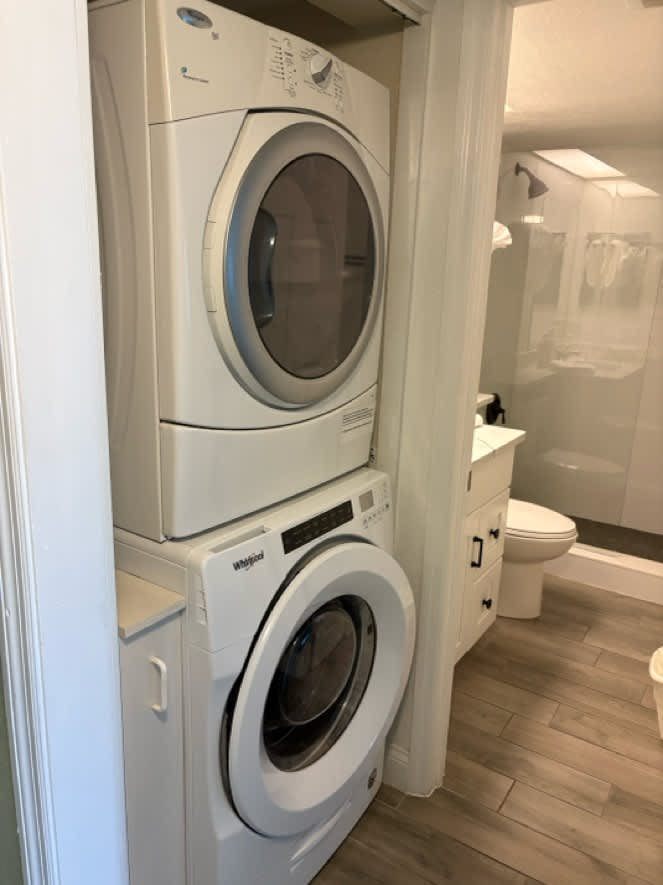 Third Floor Oceanfront Condo w Shared Pool Ocean View and Private Washer Dryer