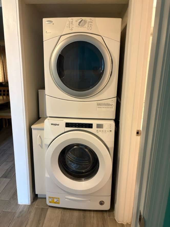 Third Floor Oceanfront Condo w Shared Pool Ocean View and Private Washer Dryer