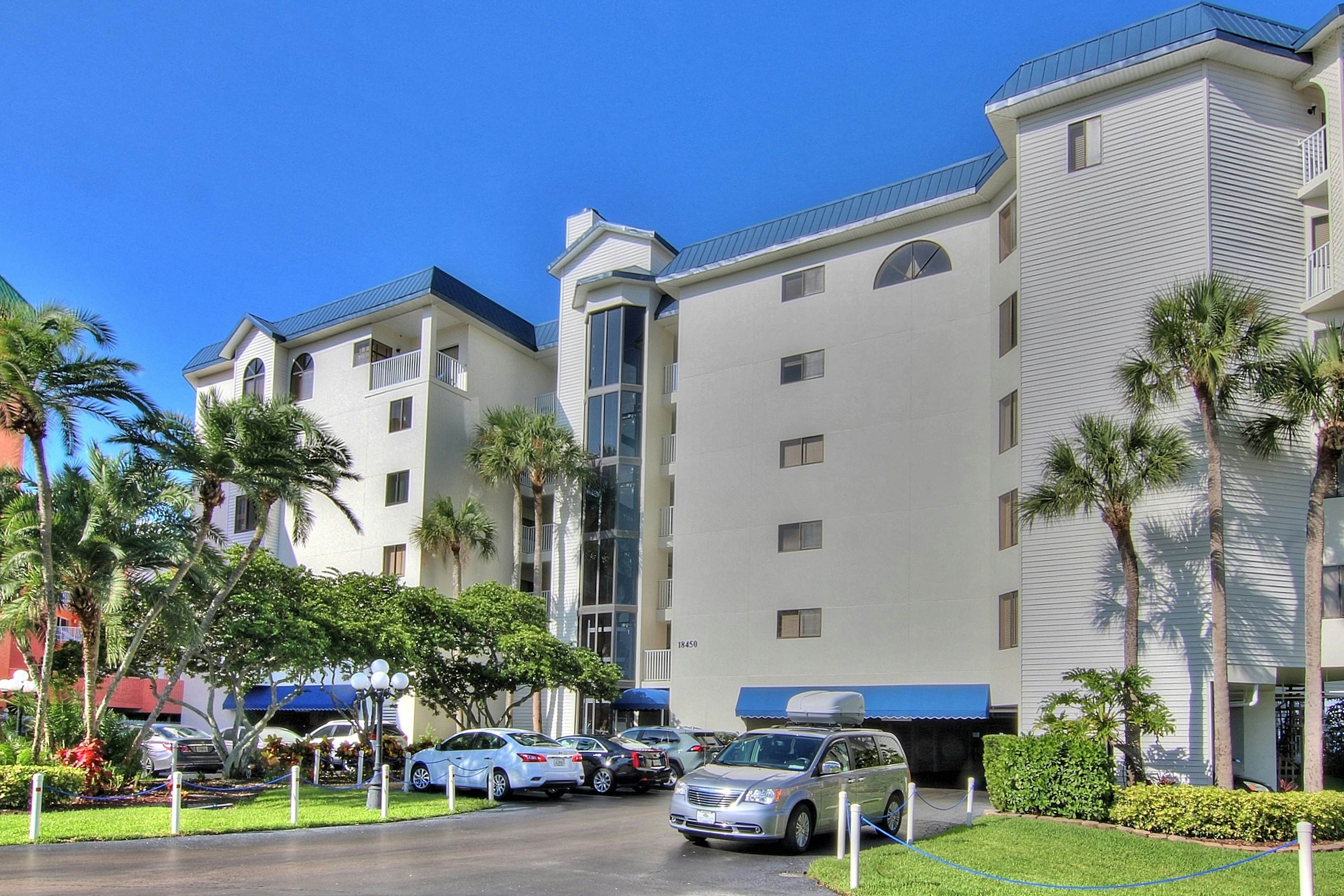 4th floor beachfront condo with private balcony views heated pool BBQ and AC