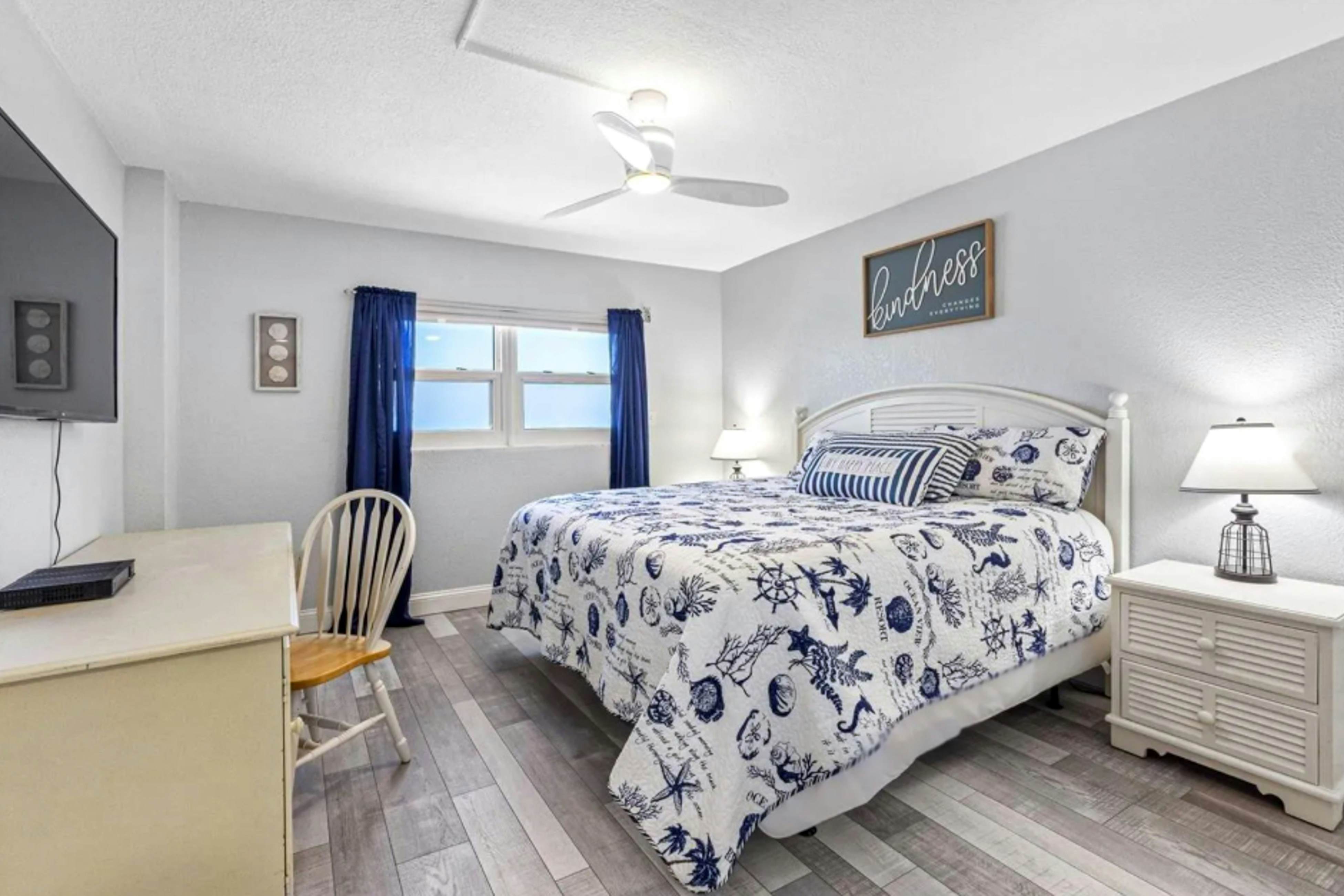 Modern and Gulf front direct beach access pool snowbird family and dog friendly