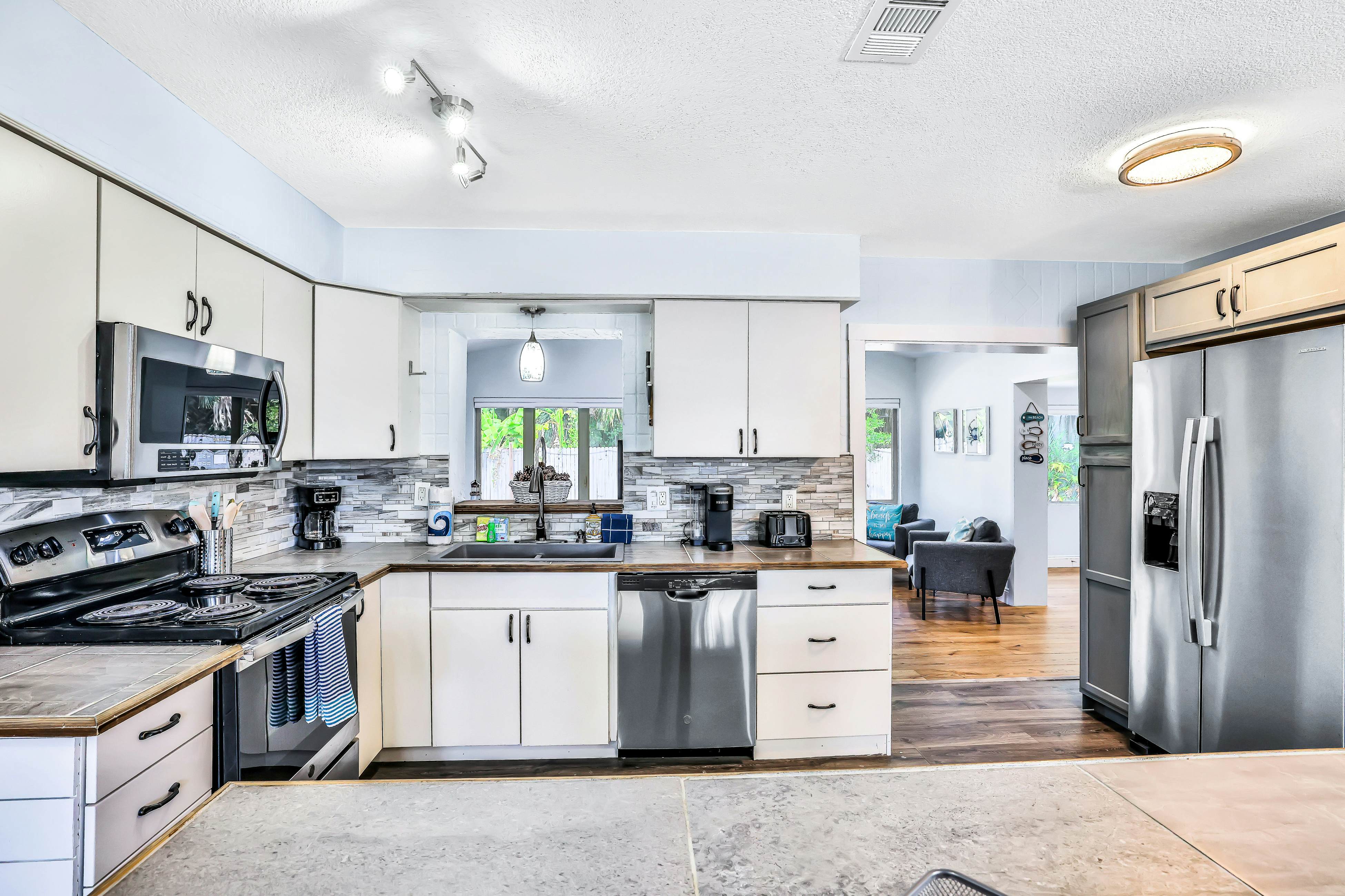 Dog-friendly Oasis with Private Pool, WiFi & Washer-Dryer - 5 Min to Beach