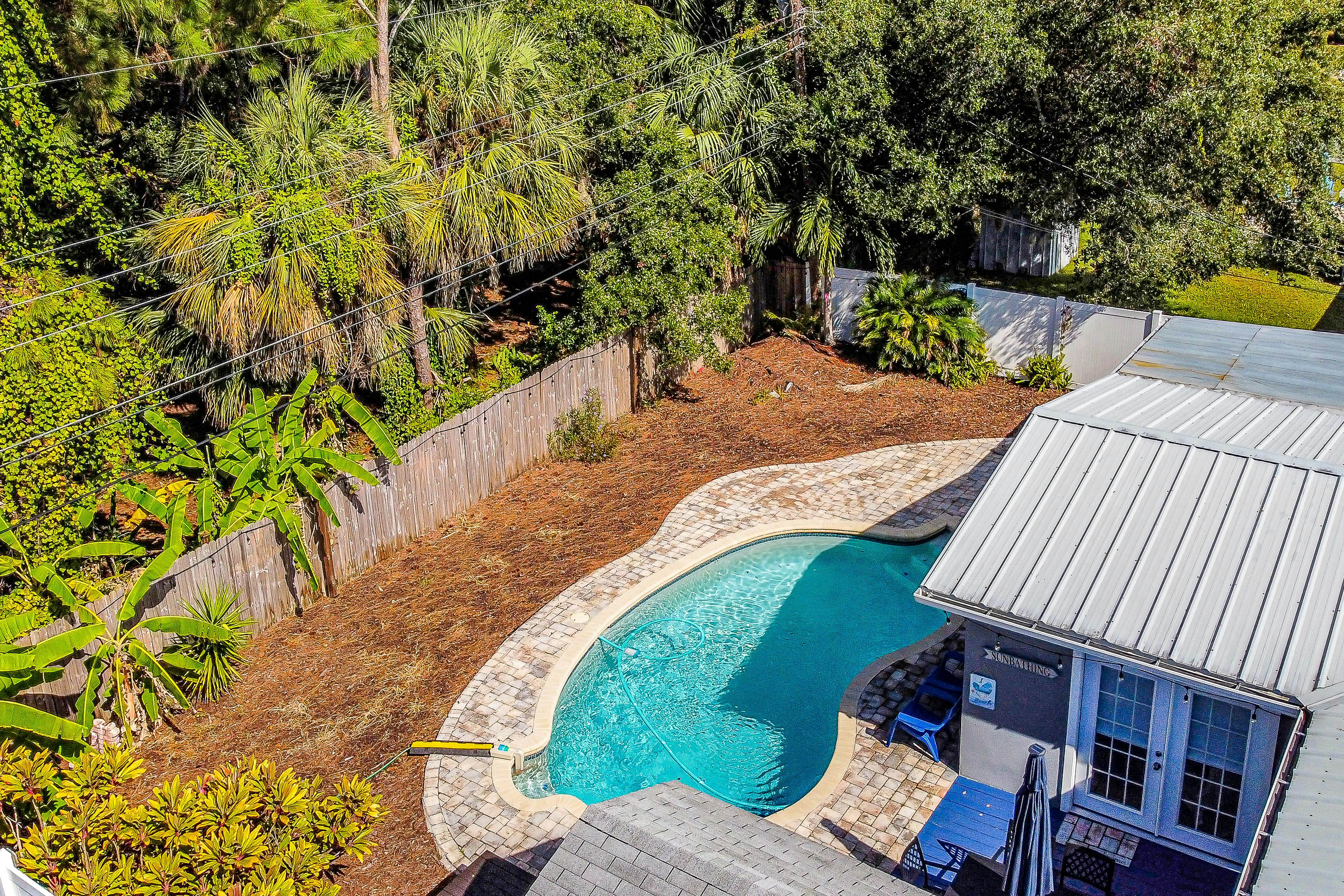 Dog-friendly Oasis with Private Pool, WiFi & Washer-Dryer - 5 Min to Beach