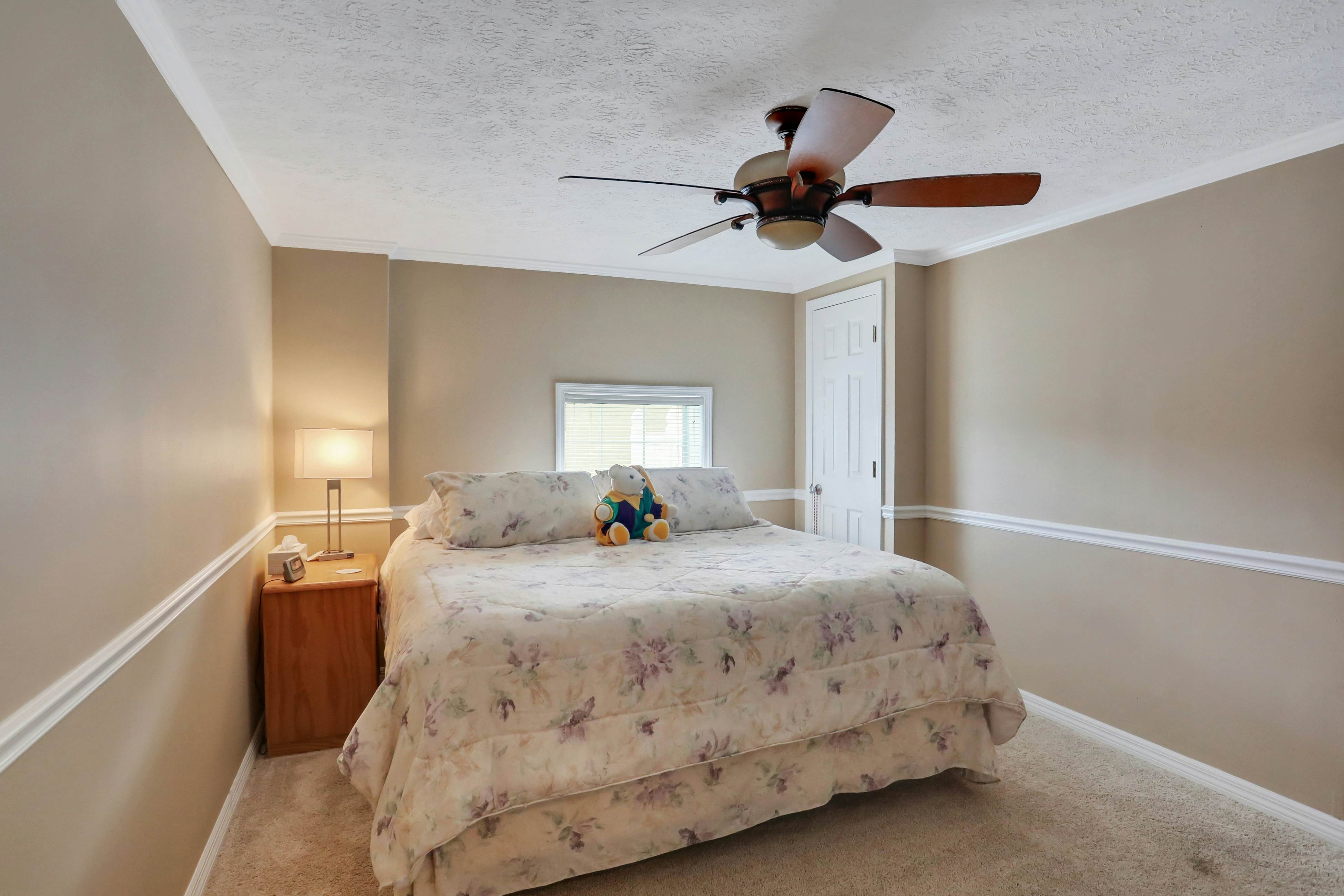 Snowbird-friendly elegant home with waterfront location, pool, grill, fireplace