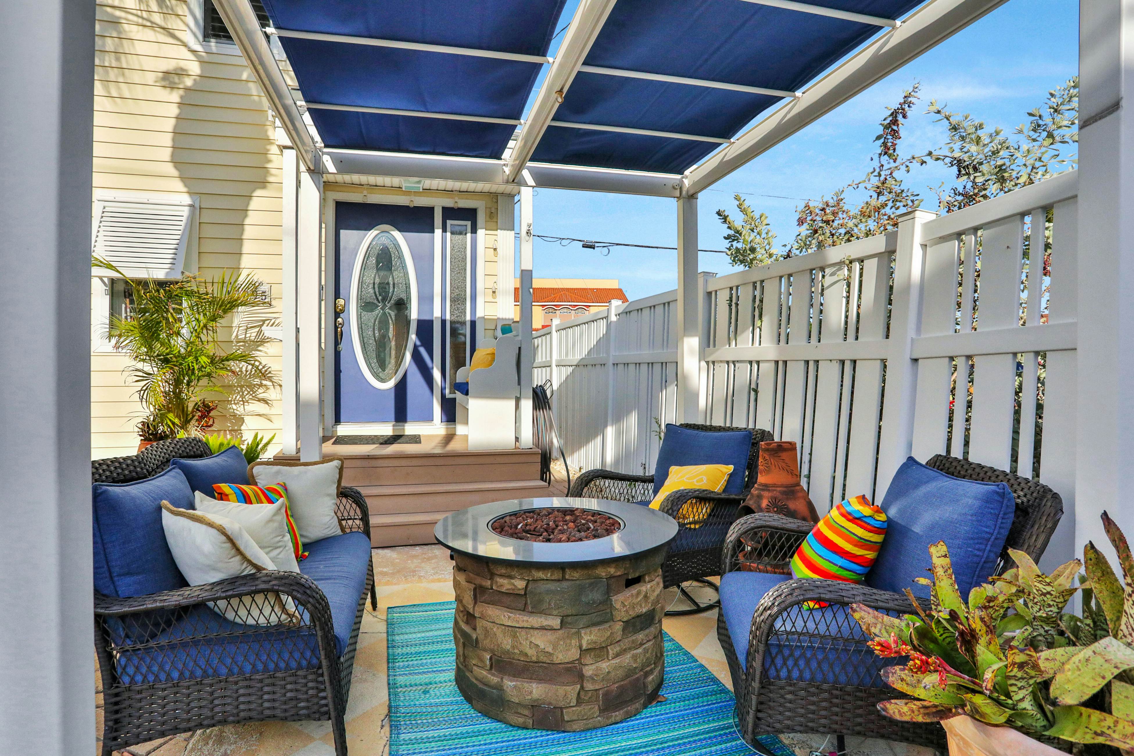 Dog-Friendly Home with High-Speed WiFi and Central AC - Snowbird-Friendly