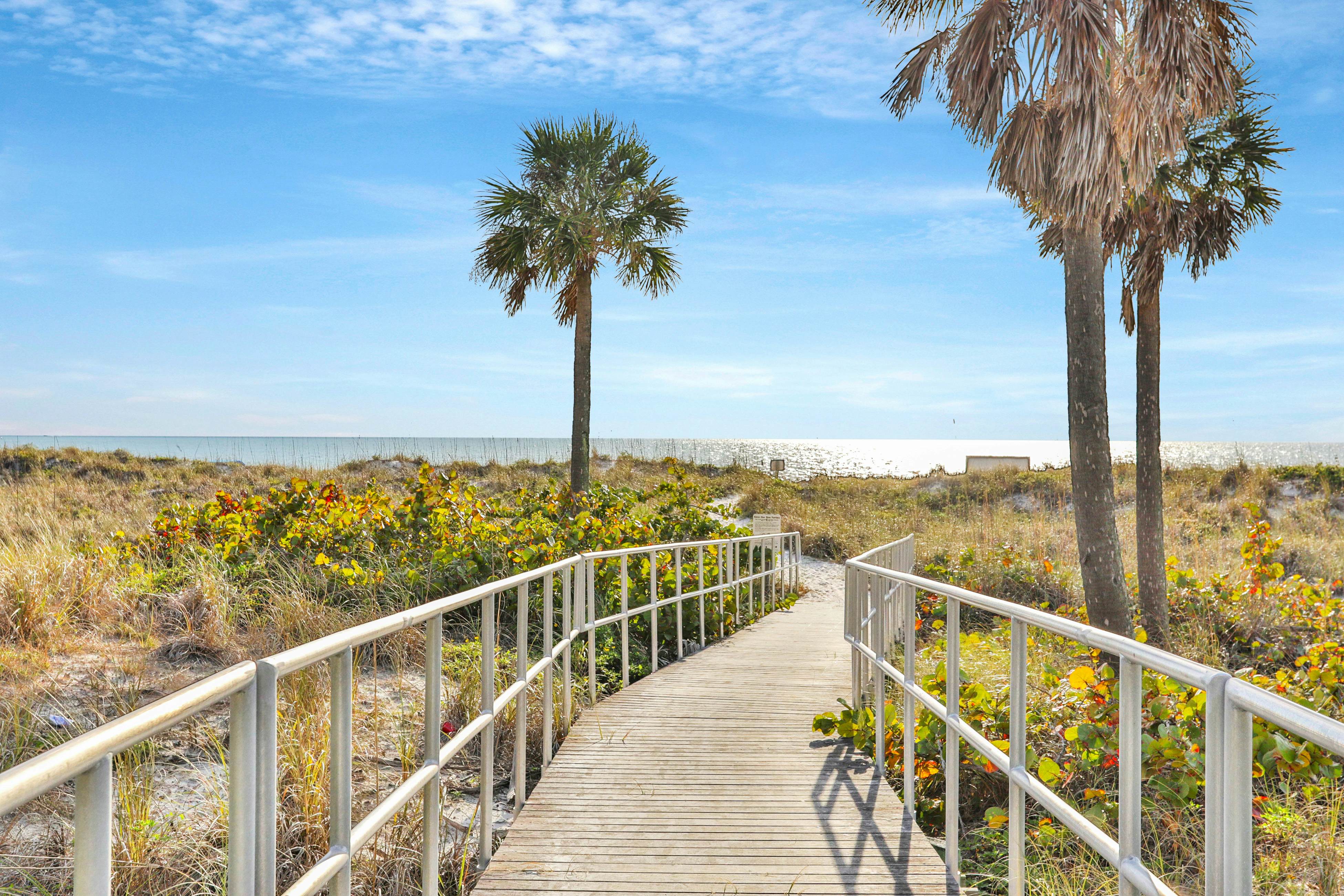 Dog-Friendly Home with High-Speed WiFi and Central AC - Snowbird-Friendly