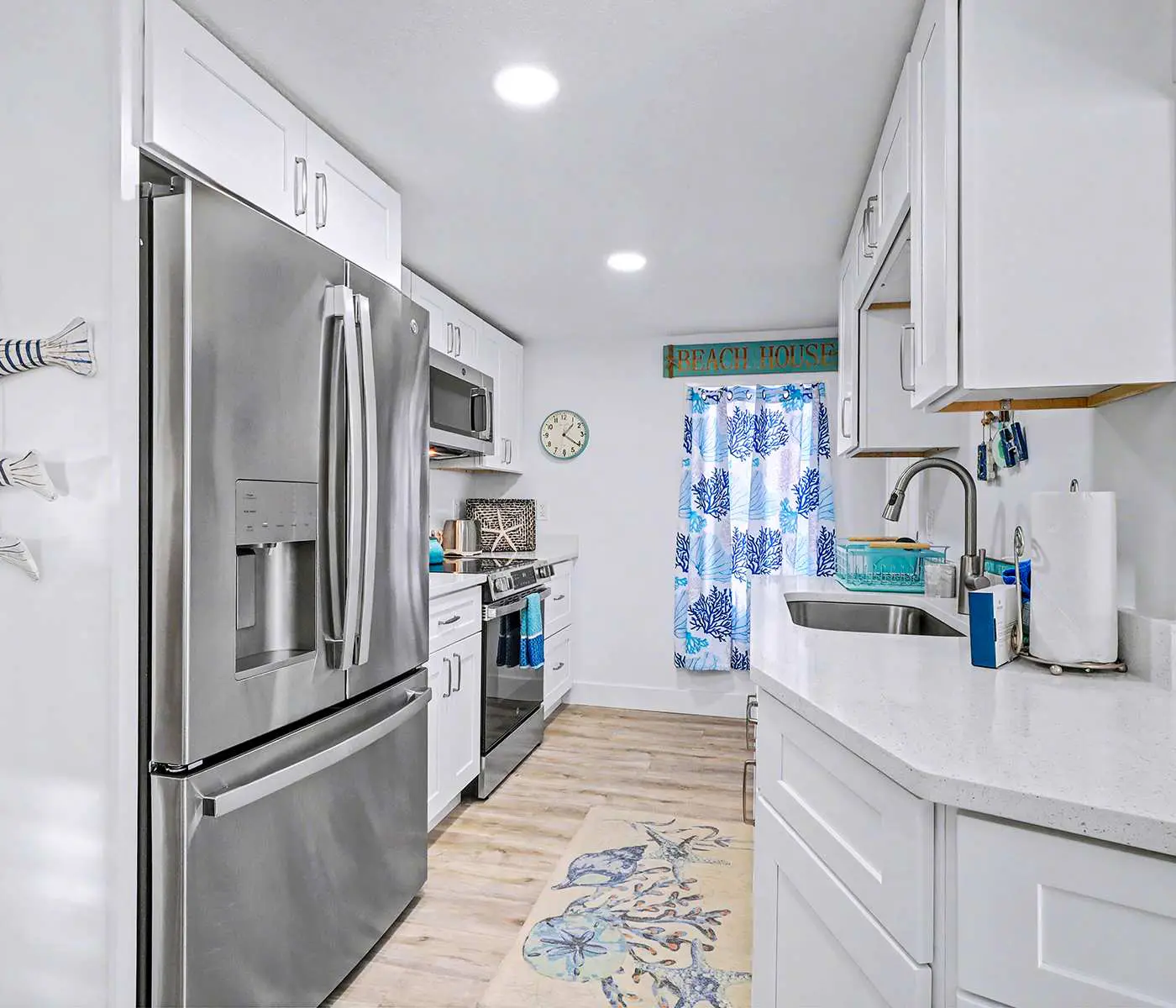 Dog Friendly Home with High Speed WiFi and Central AC Snowbird Friendly