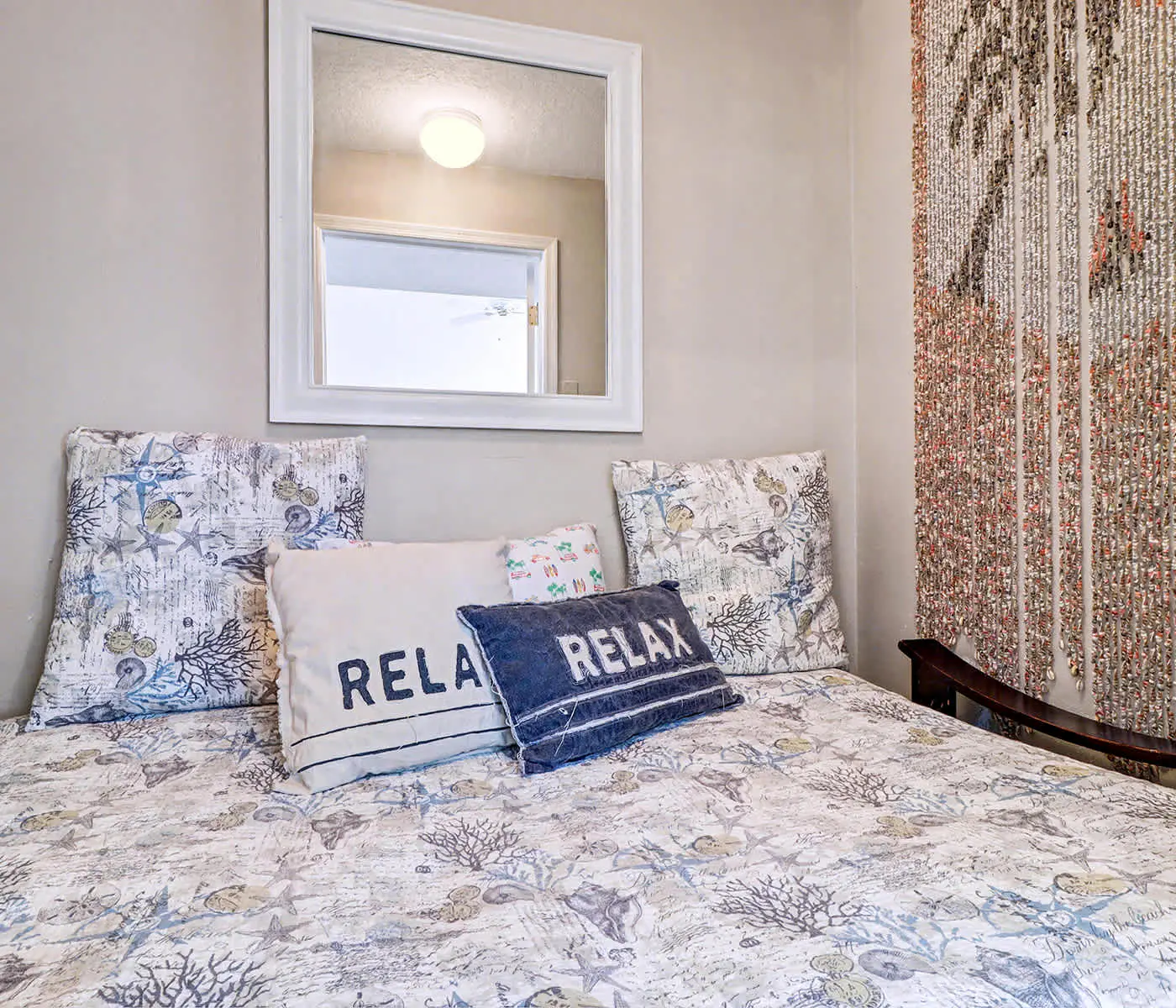 Dog Friendly Home with High Speed WiFi and Central AC Snowbird Friendly