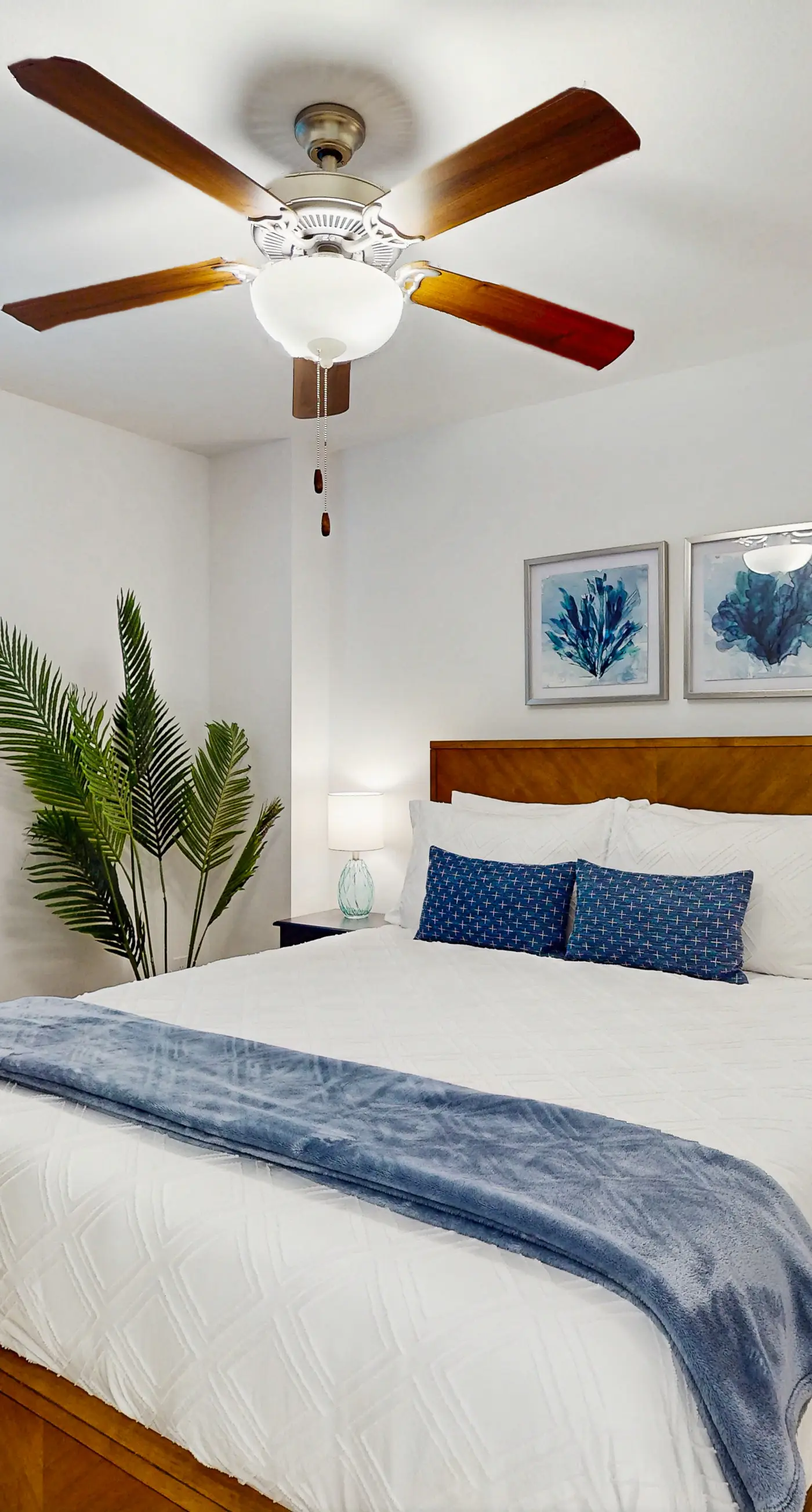 Coastal Getaway 3BR 3BA Condo with Pool Just 2 Blocks from the Beach