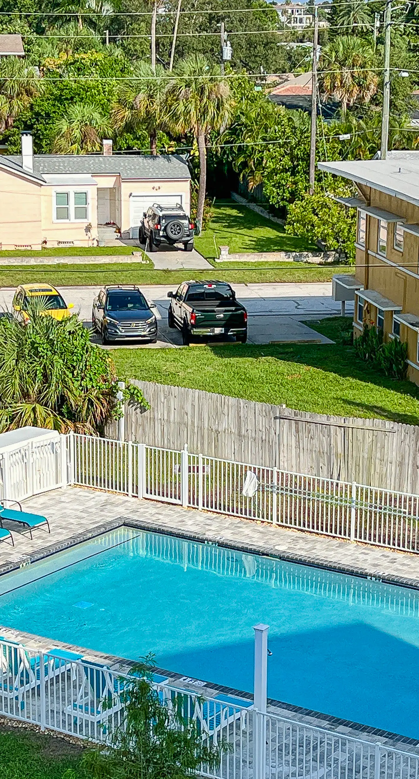Coastal Getaway 3BR 3BA Condo with Pool Just 2 Blocks from the Beach