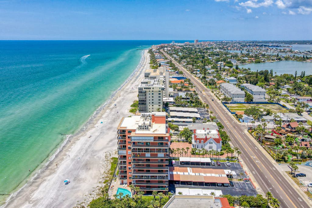 3rd floor oceanfront corner condo with on site pool and ocean views