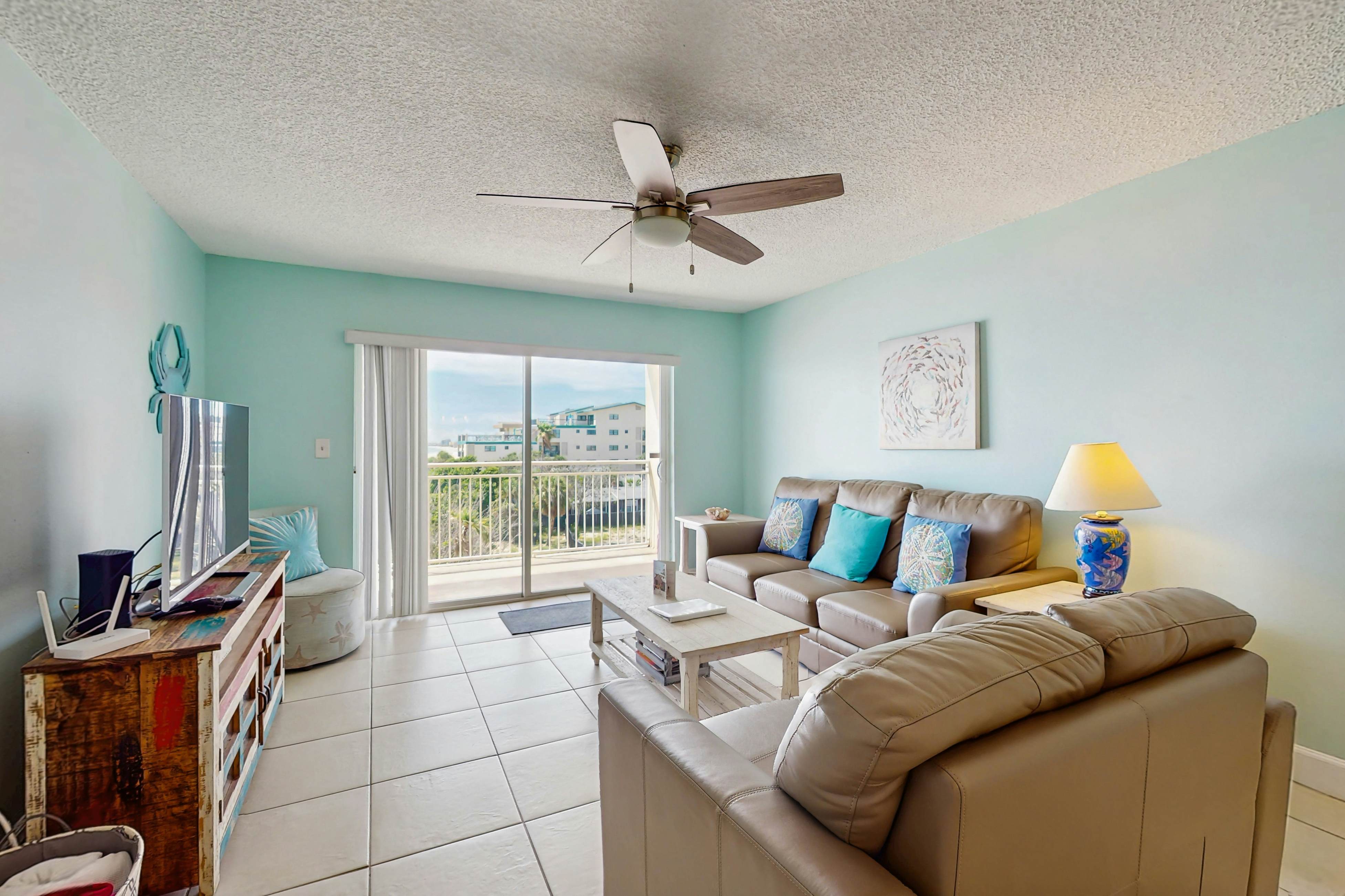 Gulf-front getaway with sunset-view balcony, beachfront pool & easy beach access