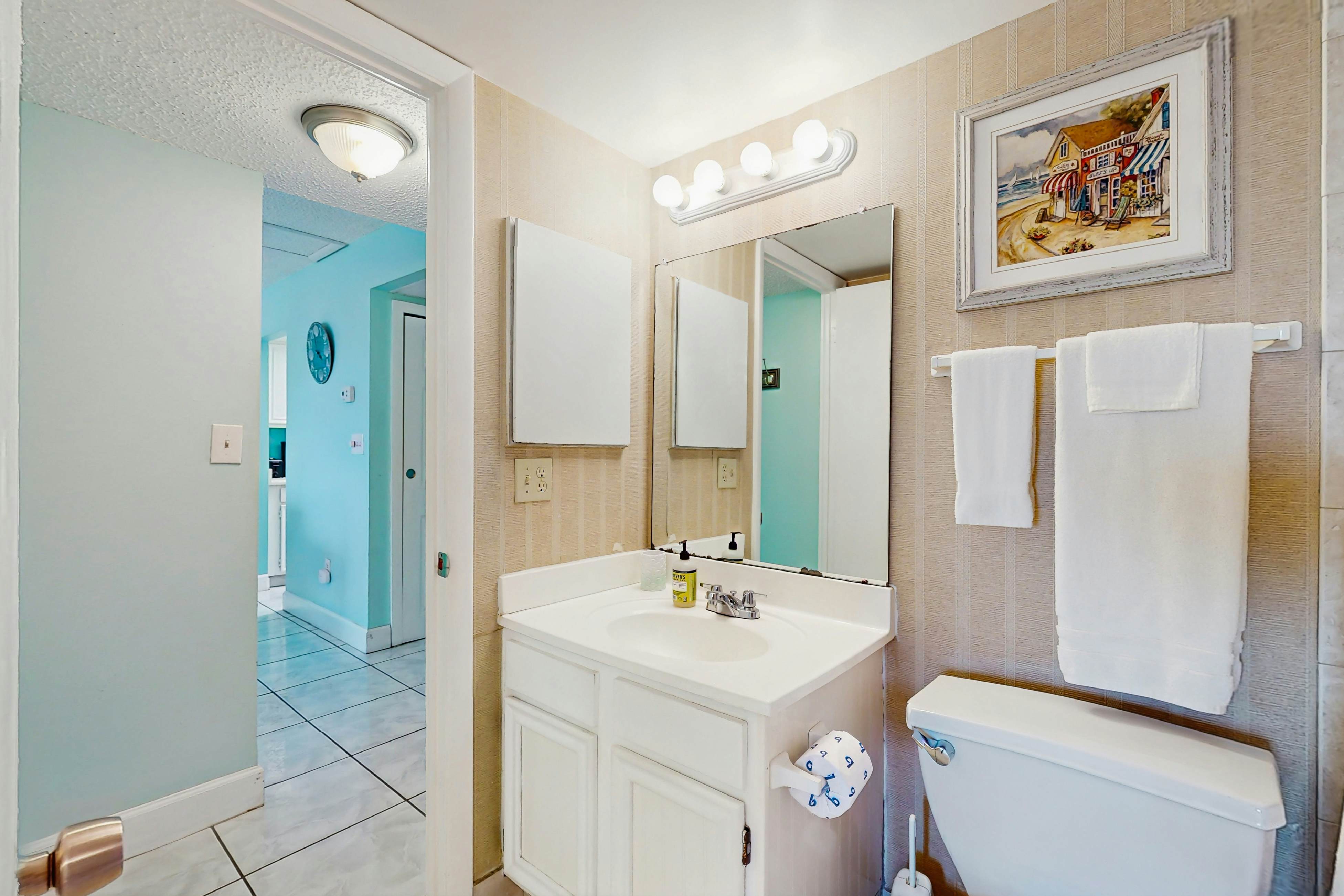 Gulf-front getaway with sunset-view balcony, beachfront pool & easy beach access