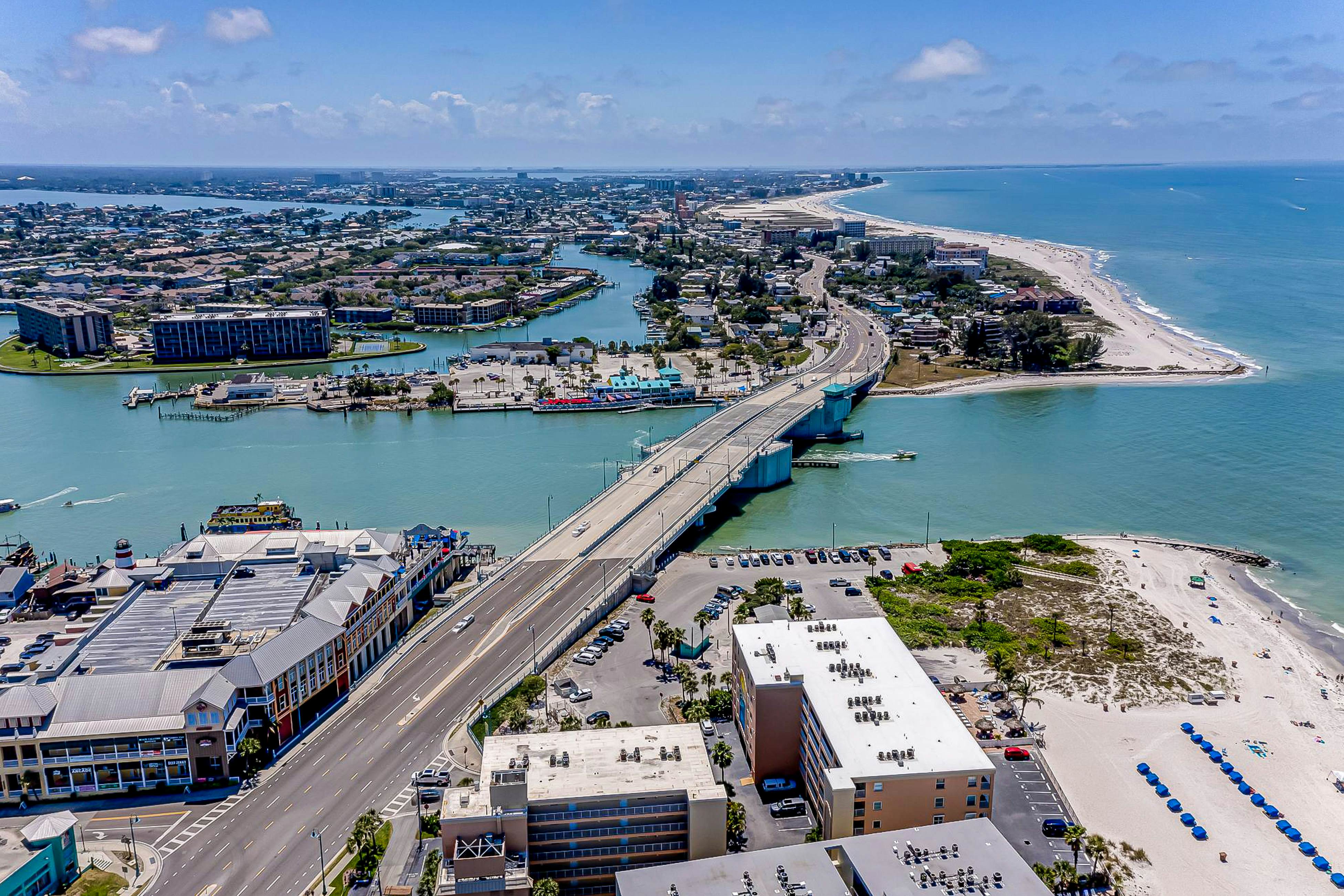 Gulf-front getaway with sunset-view balcony, beachfront pool & easy beach access