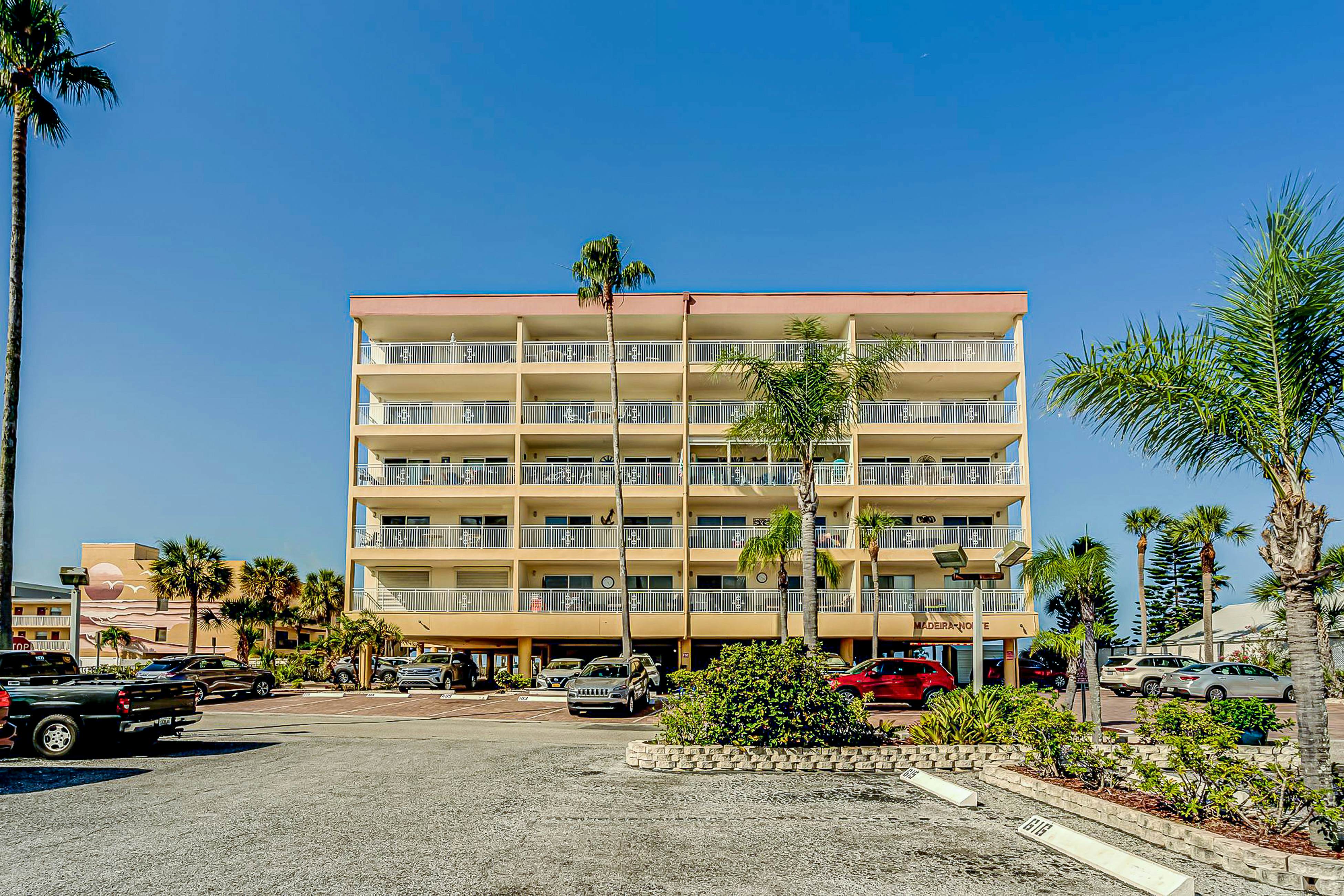 Gulf-front getaway with sunset-view balcony, beachfront pool & easy beach access