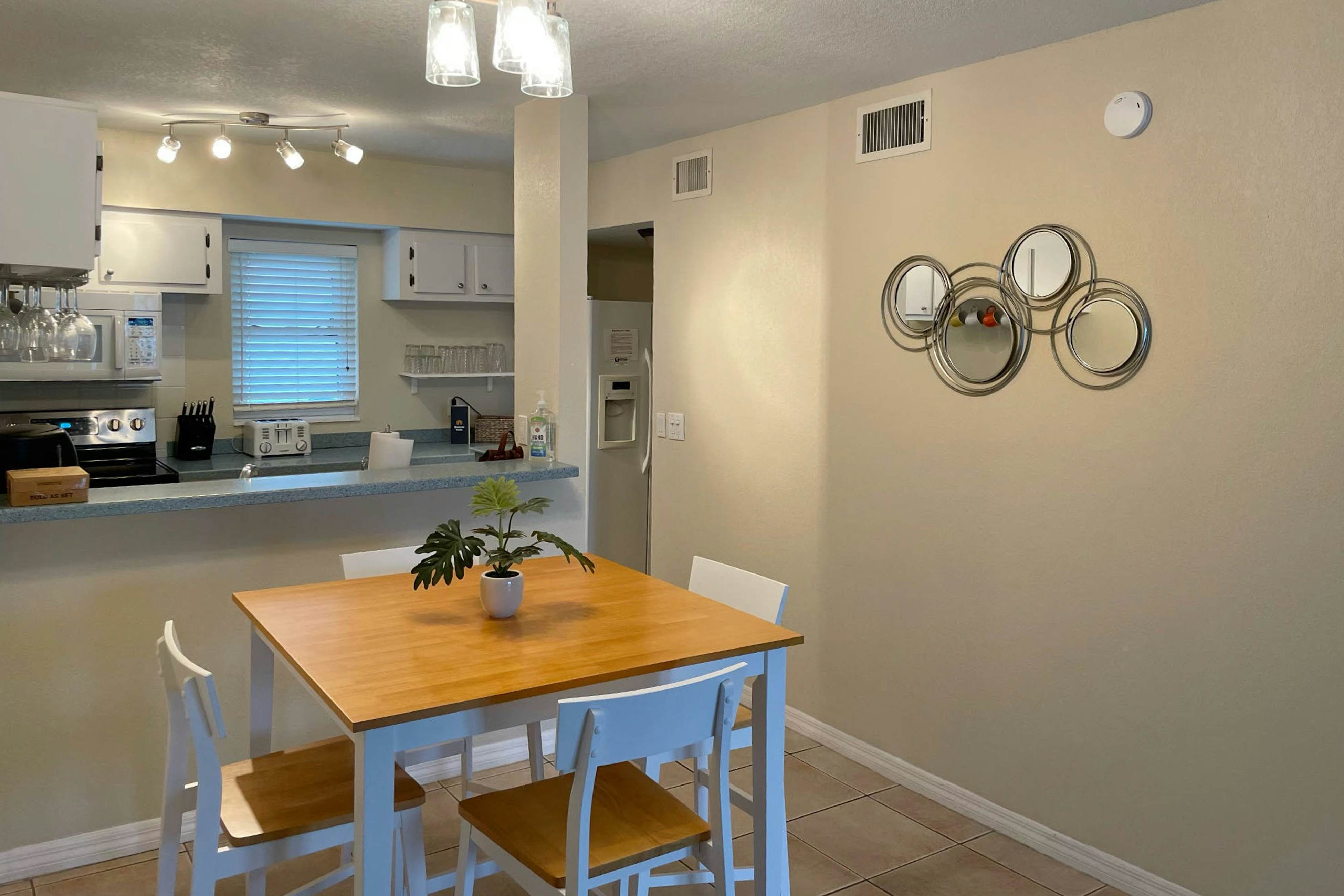 Snowbird-friendly, waterfront condo with WiFi, central AC, washer/dryer, & pool