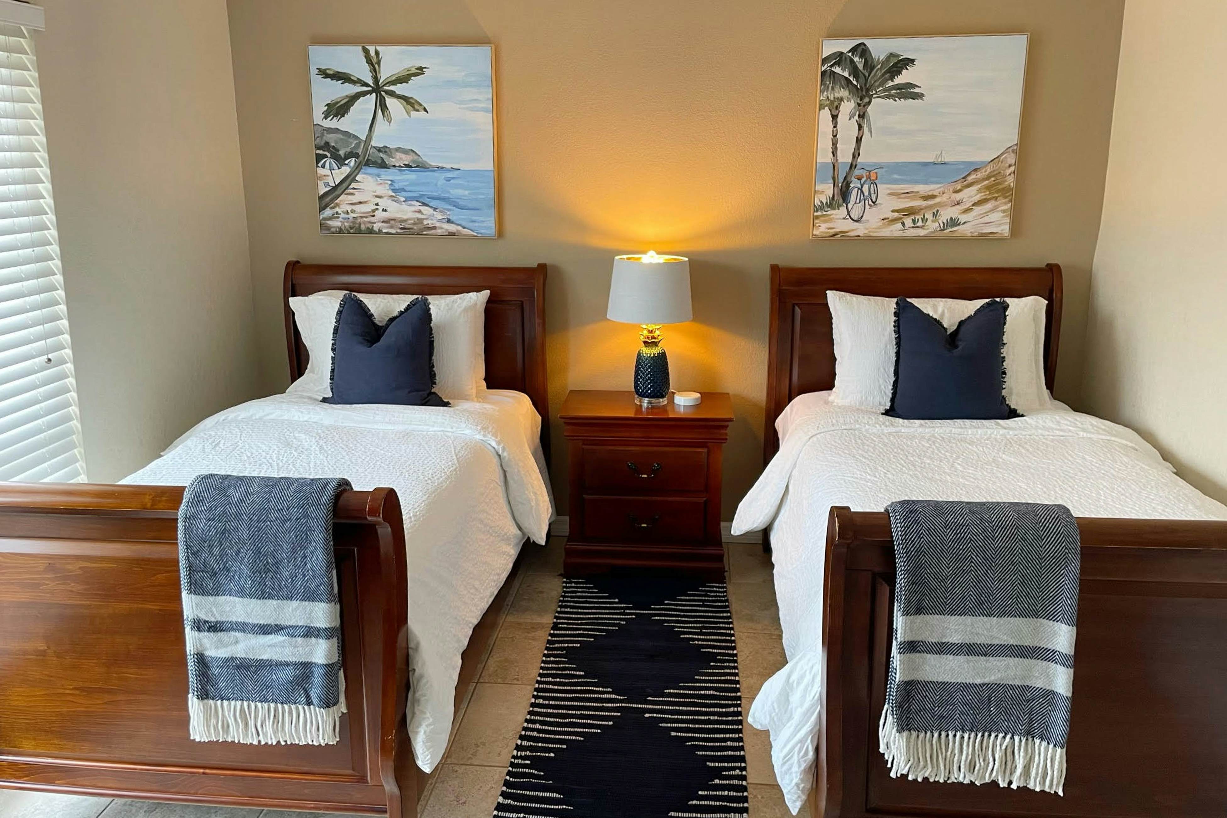 Snowbird-friendly, waterfront condo with WiFi, central AC, washer/dryer, & pool